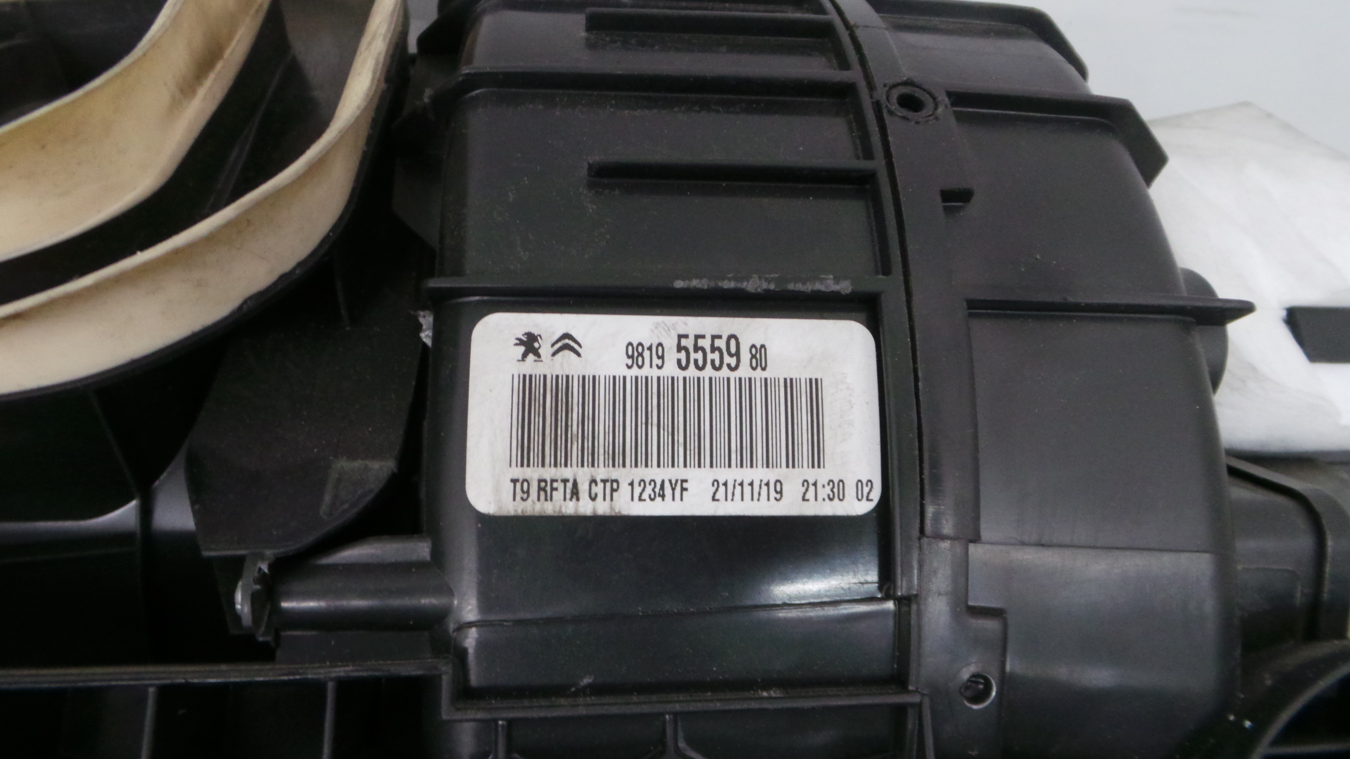 Caixa da Chauffage / Caixa da Sofagem 9819555980 - PEUGEOT 308 II (LB_, LP_, LW_, LH_, L3_)-36640422