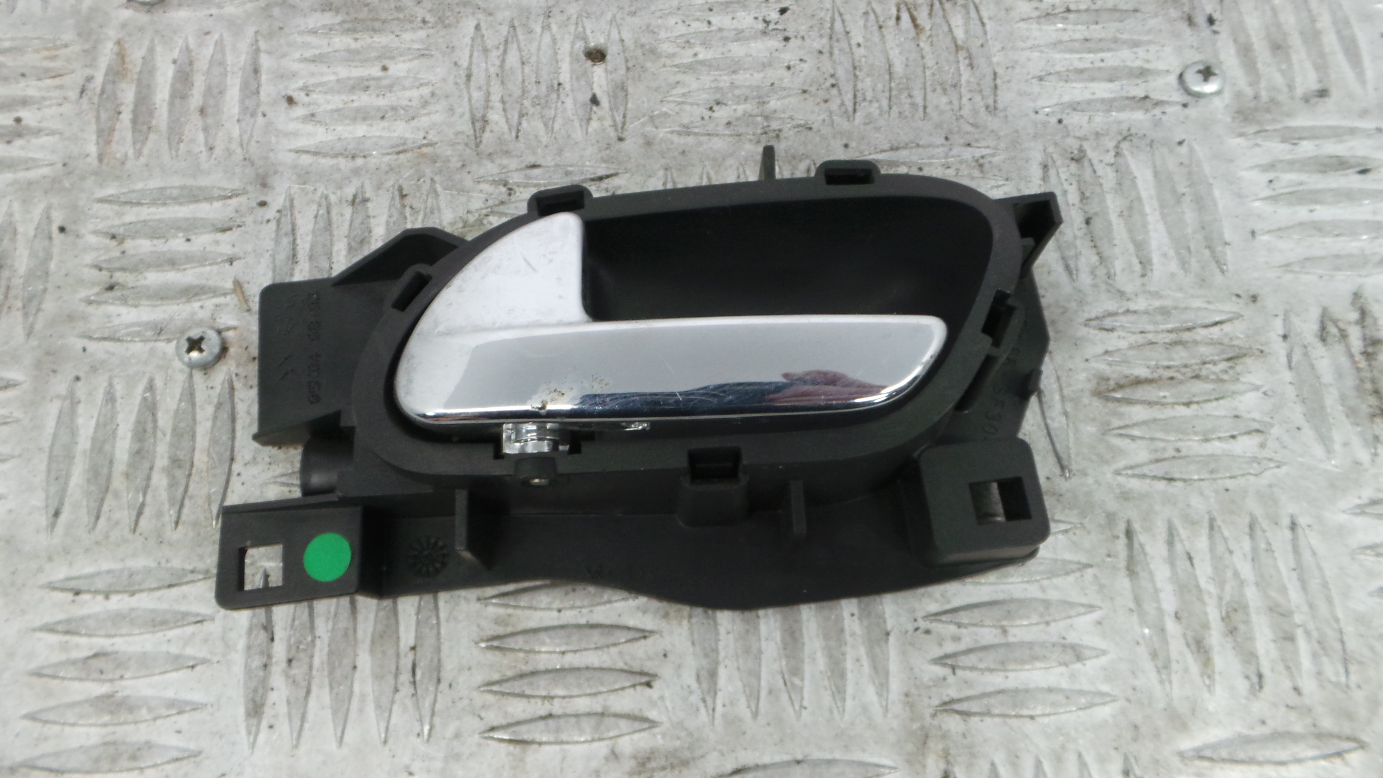 Puxador Interior Traseiro Esquerdo  96435311VD - CITROËN C4 I (LC_)-36640427