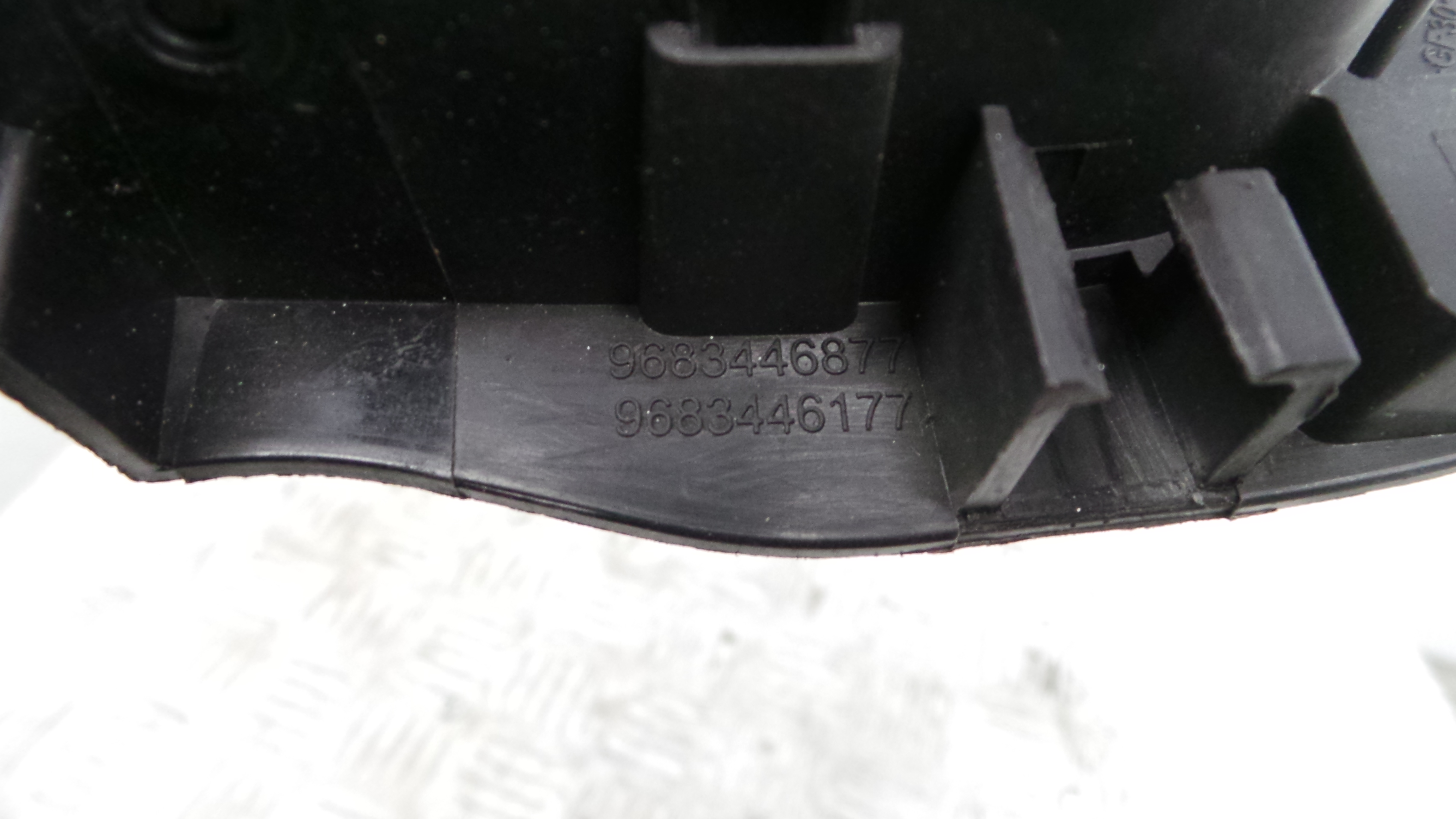 Puxador Interior Frente Esquerdo 9683446877 - CITROËN C3 II (SC_)-36640430