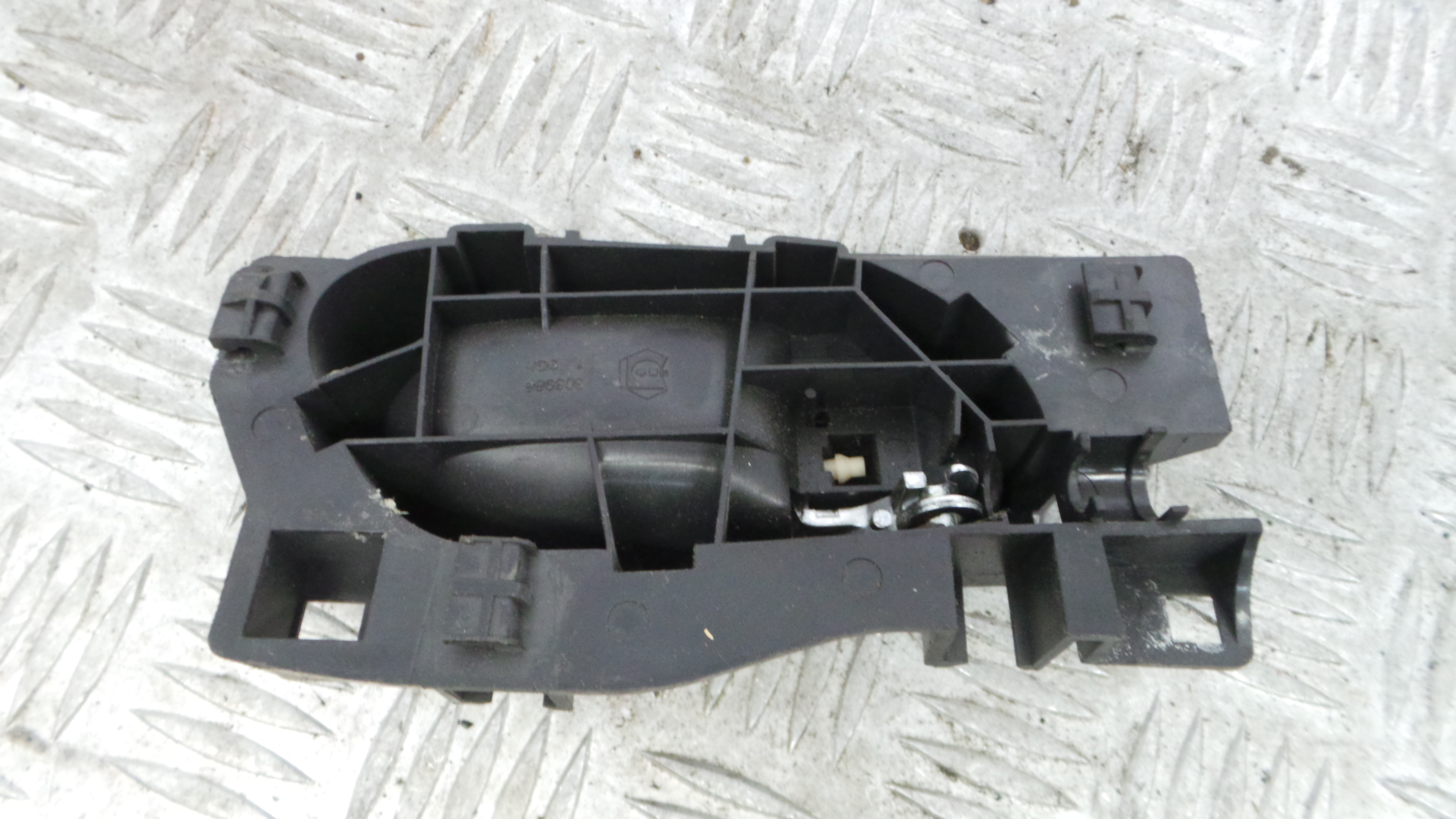 Puxador Interior Frente Esquerdo 96555518VD - PEUGEOT 207 (WA_, WC_), 207/207+ (WA_, WC_)-36640433