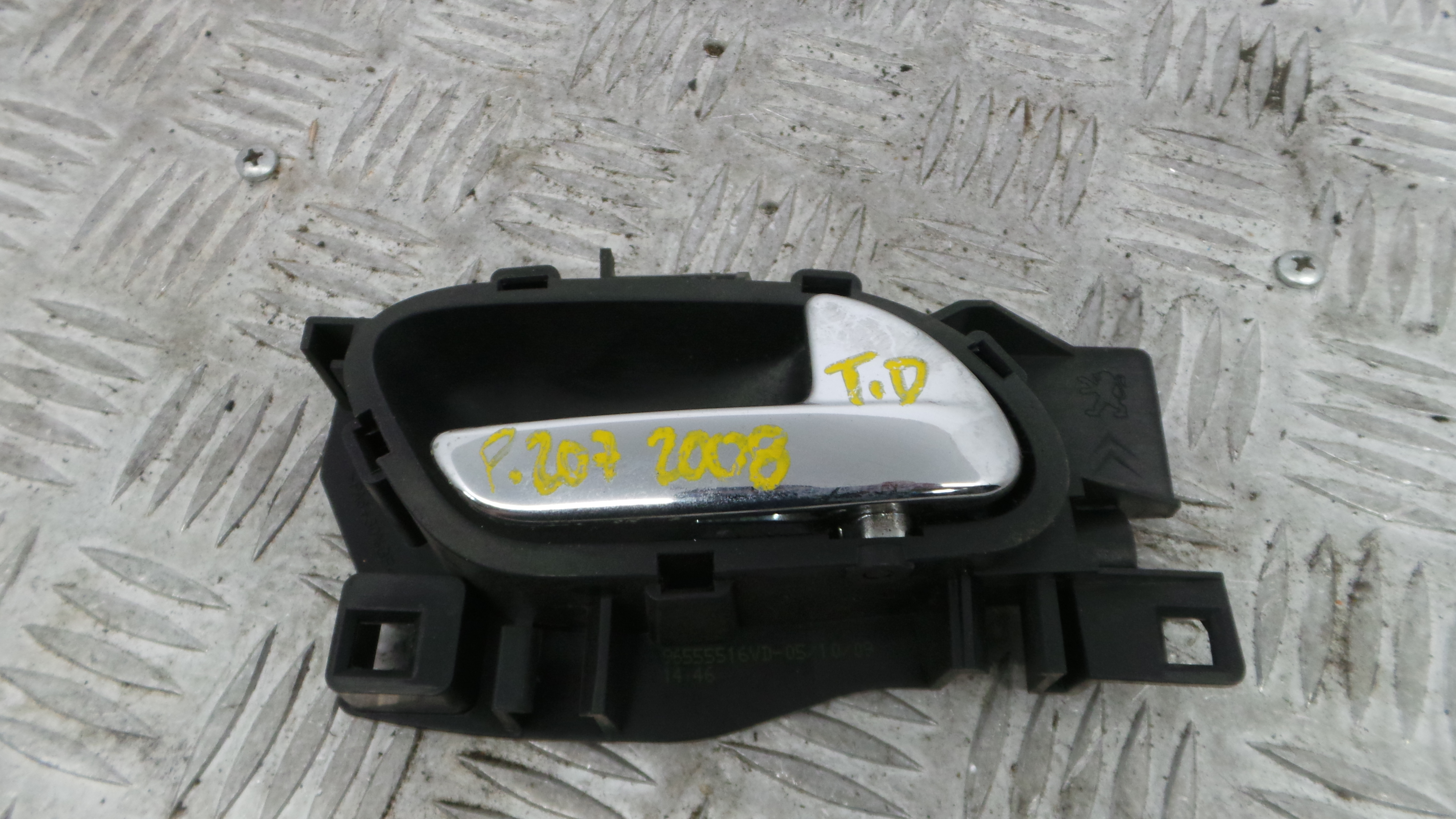 Puxador Interior Traseiro Direita 96555516VD - PEUGEOT 207 (WA_, WC_), 207/207+ (WA_, WC_)-36640488