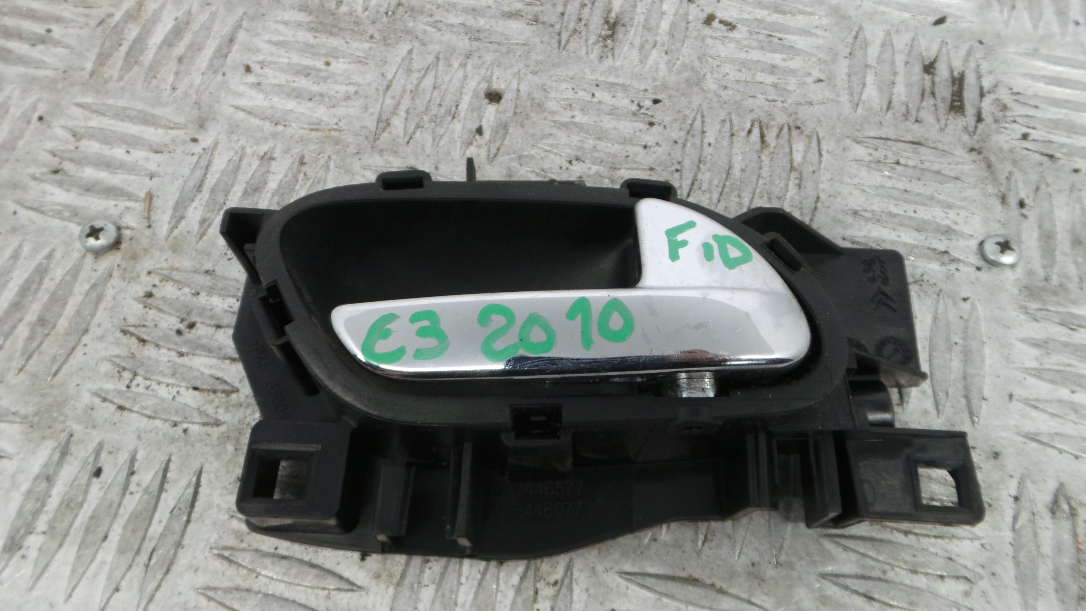 Puxador Interior Frente Direita 9683446577 - CITROËN C3 II (SC_)-36640522