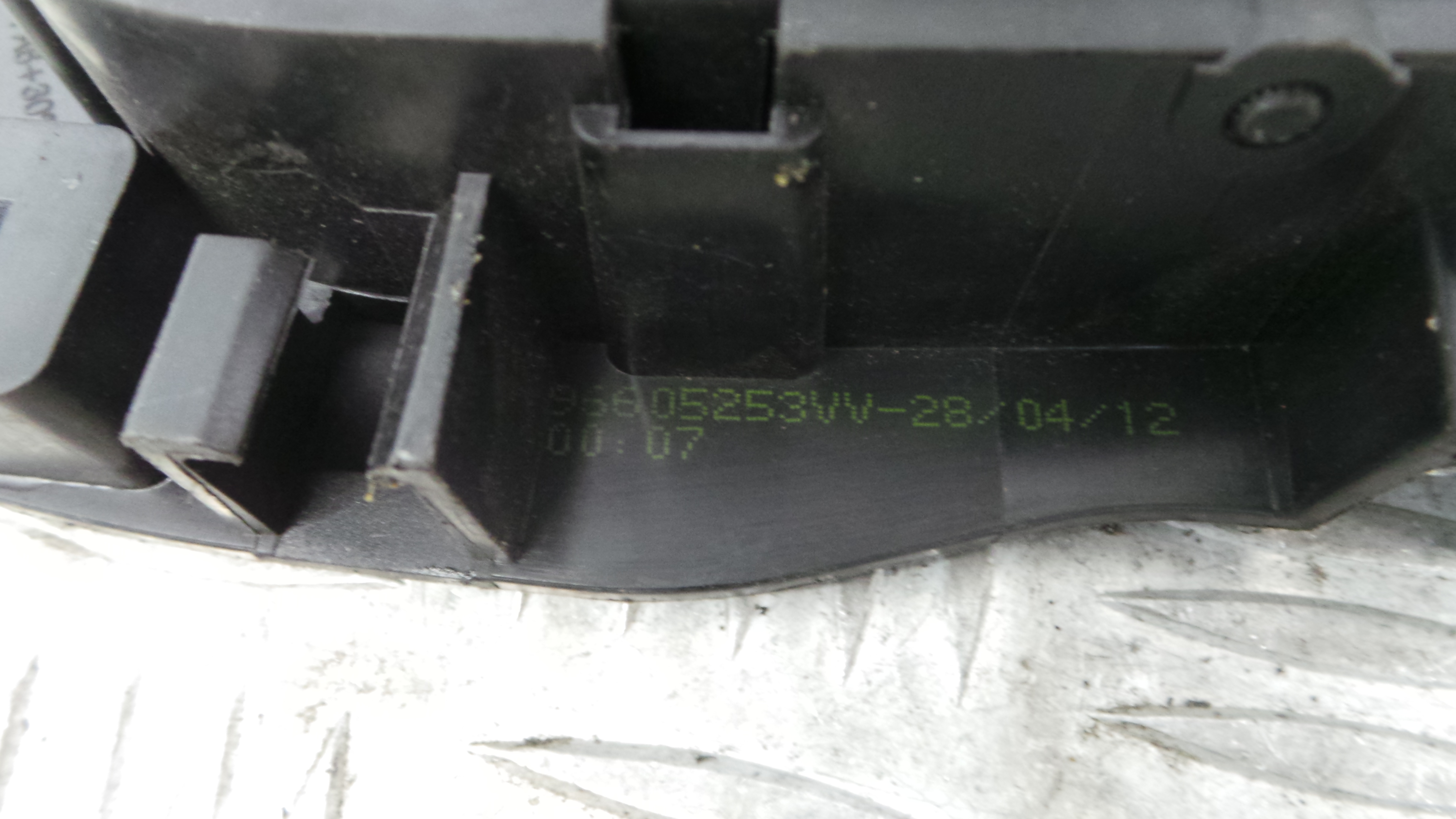 Puxador Interior Traseiro Direita 96605253VV - PEUGEOT 207 (WA_, WC_), 207/207+ (WA_, WC_)-36640534