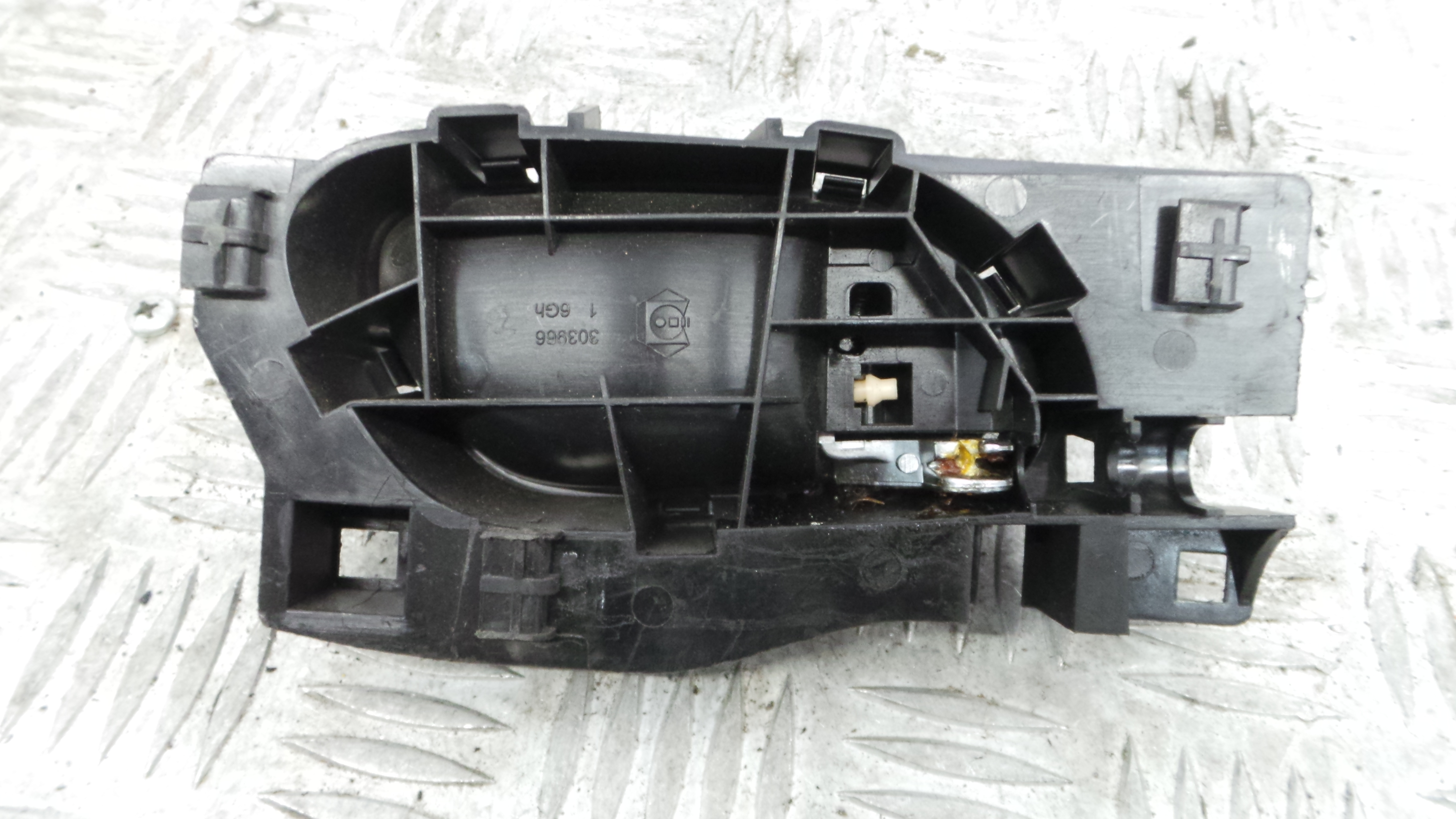 Puxador Interior Traseiro Esquerdo  96555518VV - PEUGEOT 208 I (CA_, CC_)-36640537