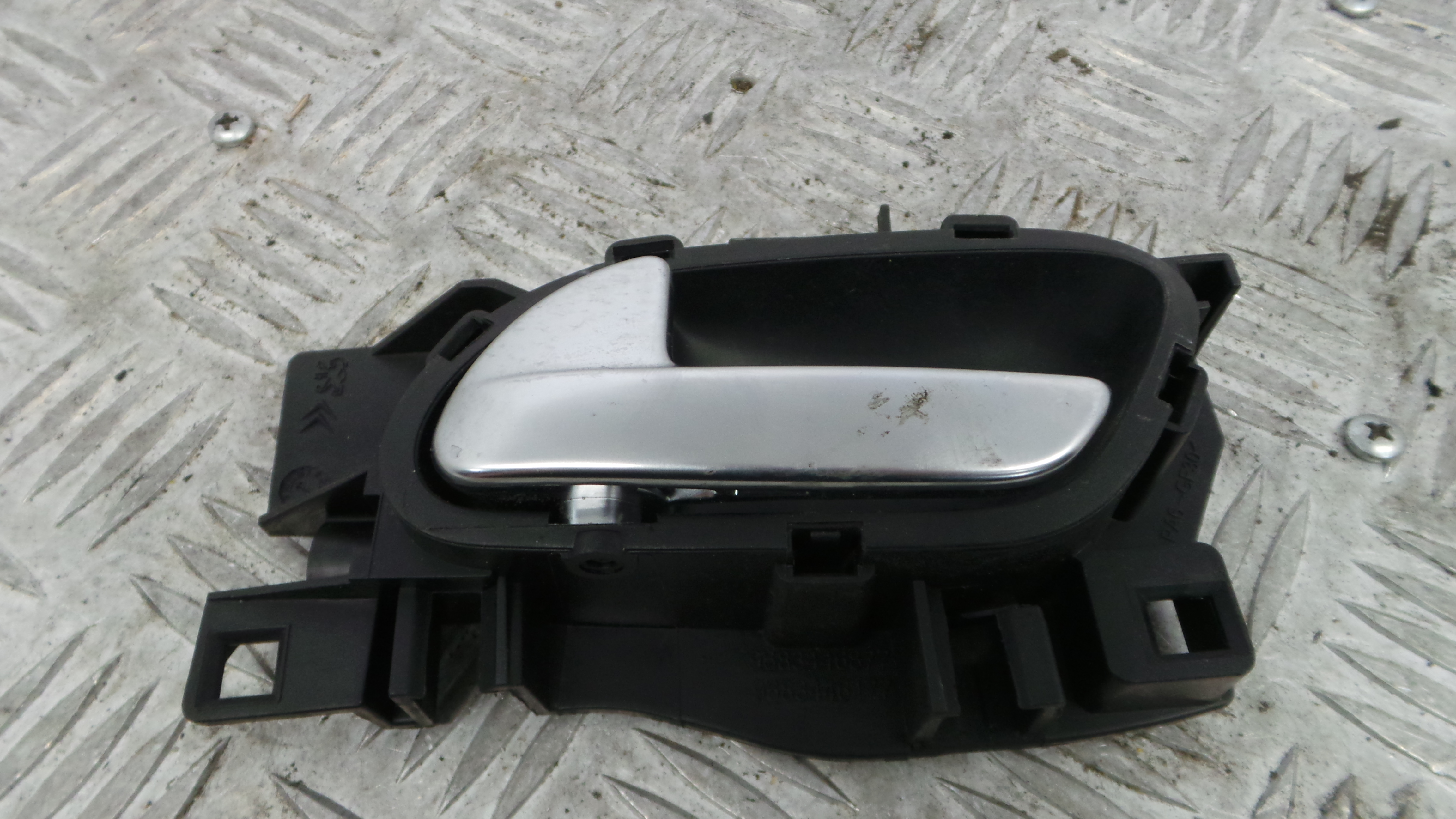 Puxador Interior Frente Esquerdo 9683446877 - CITROËN C3 II (SC_)-36640598 Puxador Interior Frente Esquerdo 9683446877 - CITROËN C3 II (SC_)-36640598