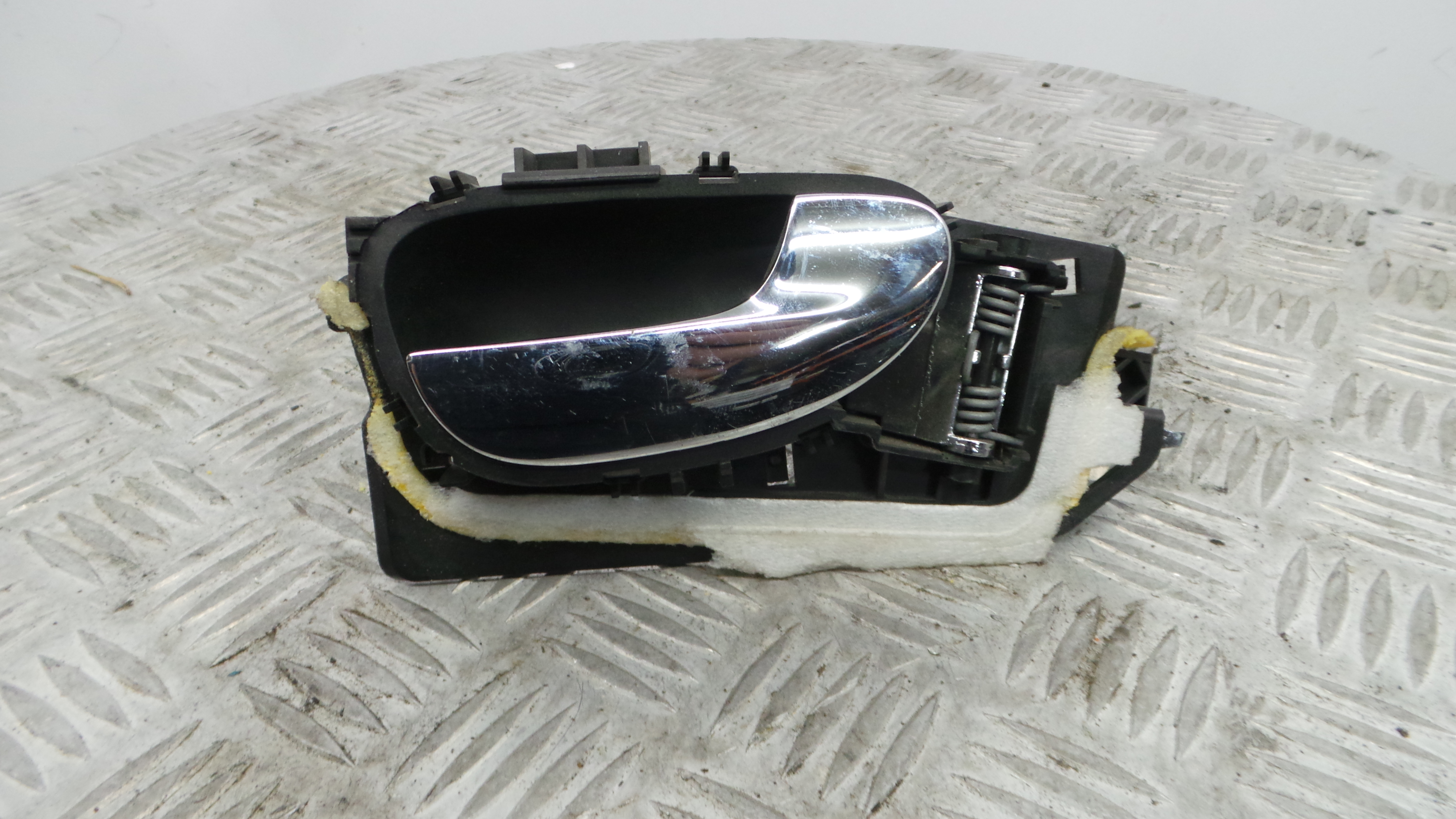 Puxador Interior Frente Direita 9643604477 - PEUGEOT 307 (3A/C)-36640609 Puxador Interior Frente Direita 9643604477 - PEUGEOT 307 (3A/C)-36640609