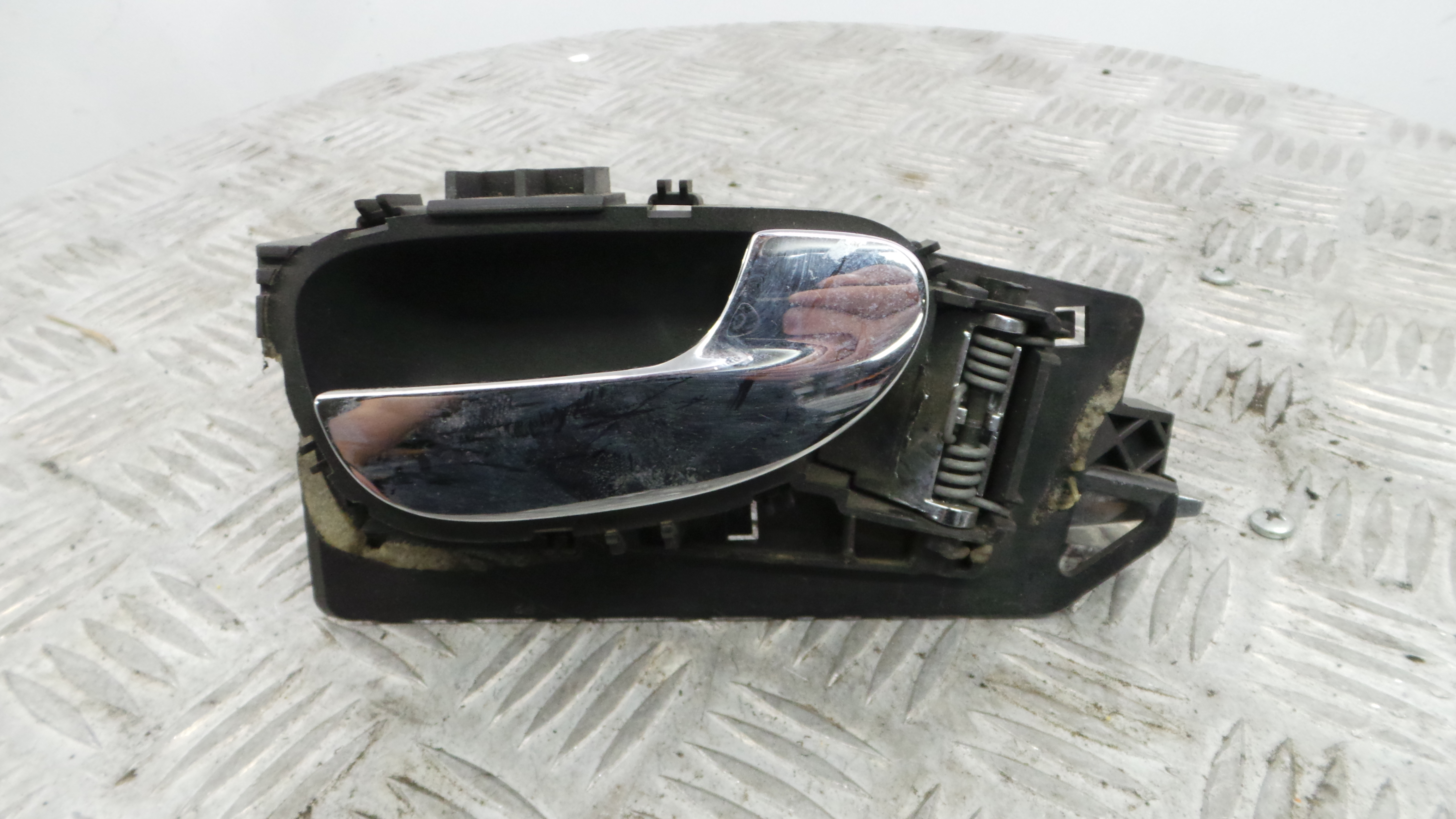 Puxador Interior Frente Direita 9643604477 - PEUGEOT 307 (3A/C)-36640768 Puxador Interior Frente Direita 9643604477 - PEUGEOT 307 (3A/C)-36640768