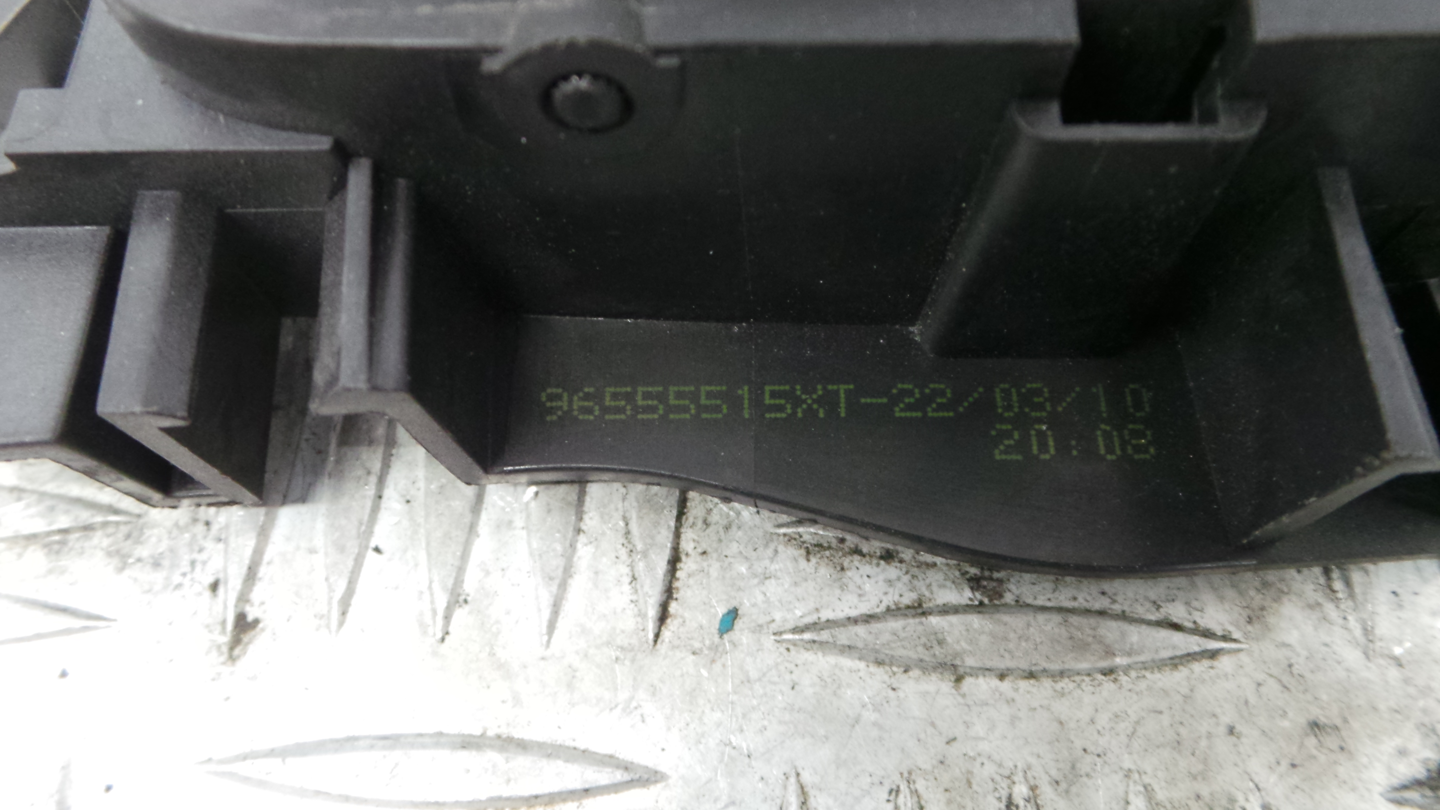 Puxador Interior Frente Esquerdo 96555515XT - PEUGEOT PARTNER Caixa/monovolume-36641012