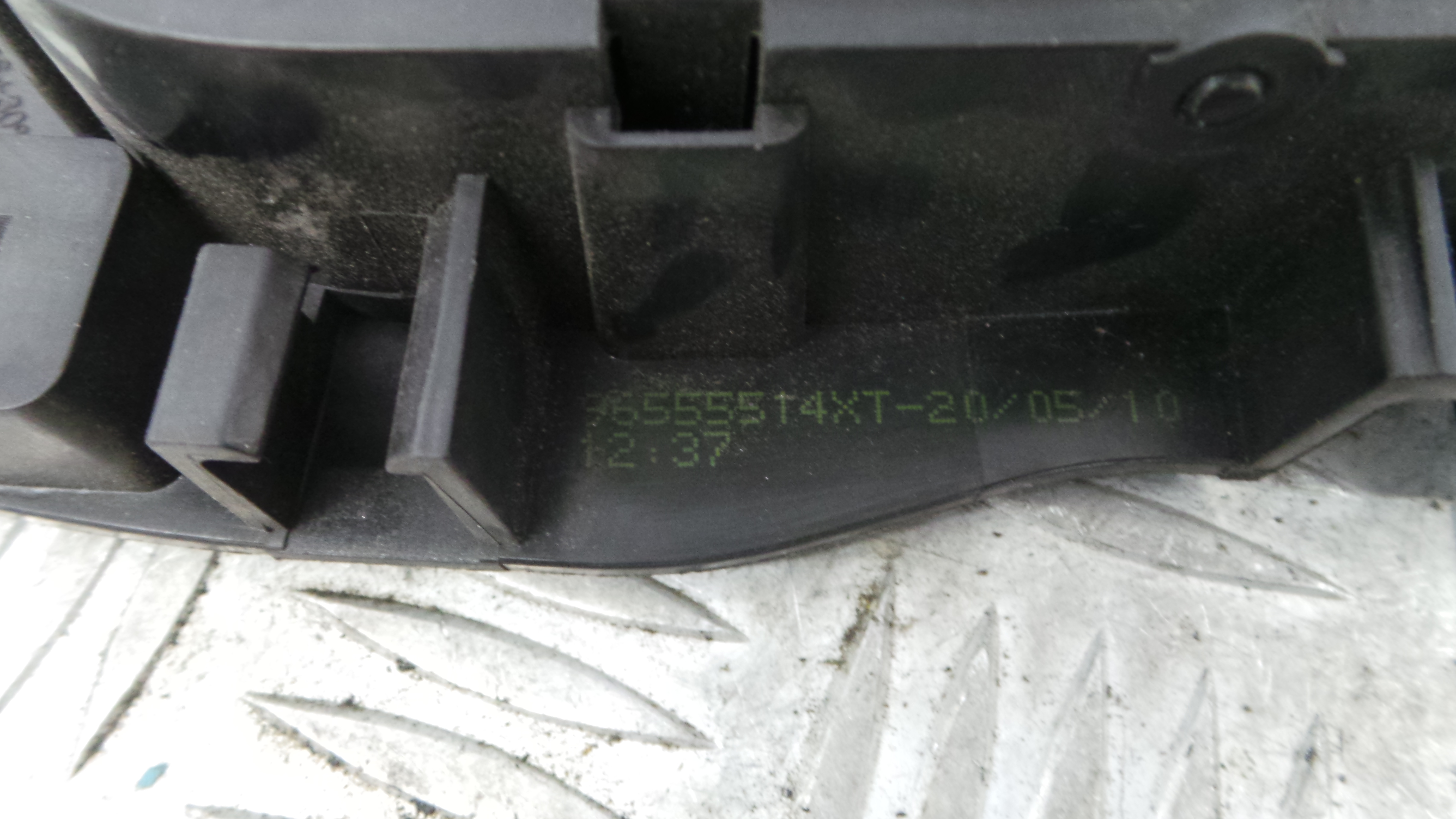 Puxador Interior Frente Direita 96555514XT - PEUGEOT PARTNER Caixa/monovolume-36641021