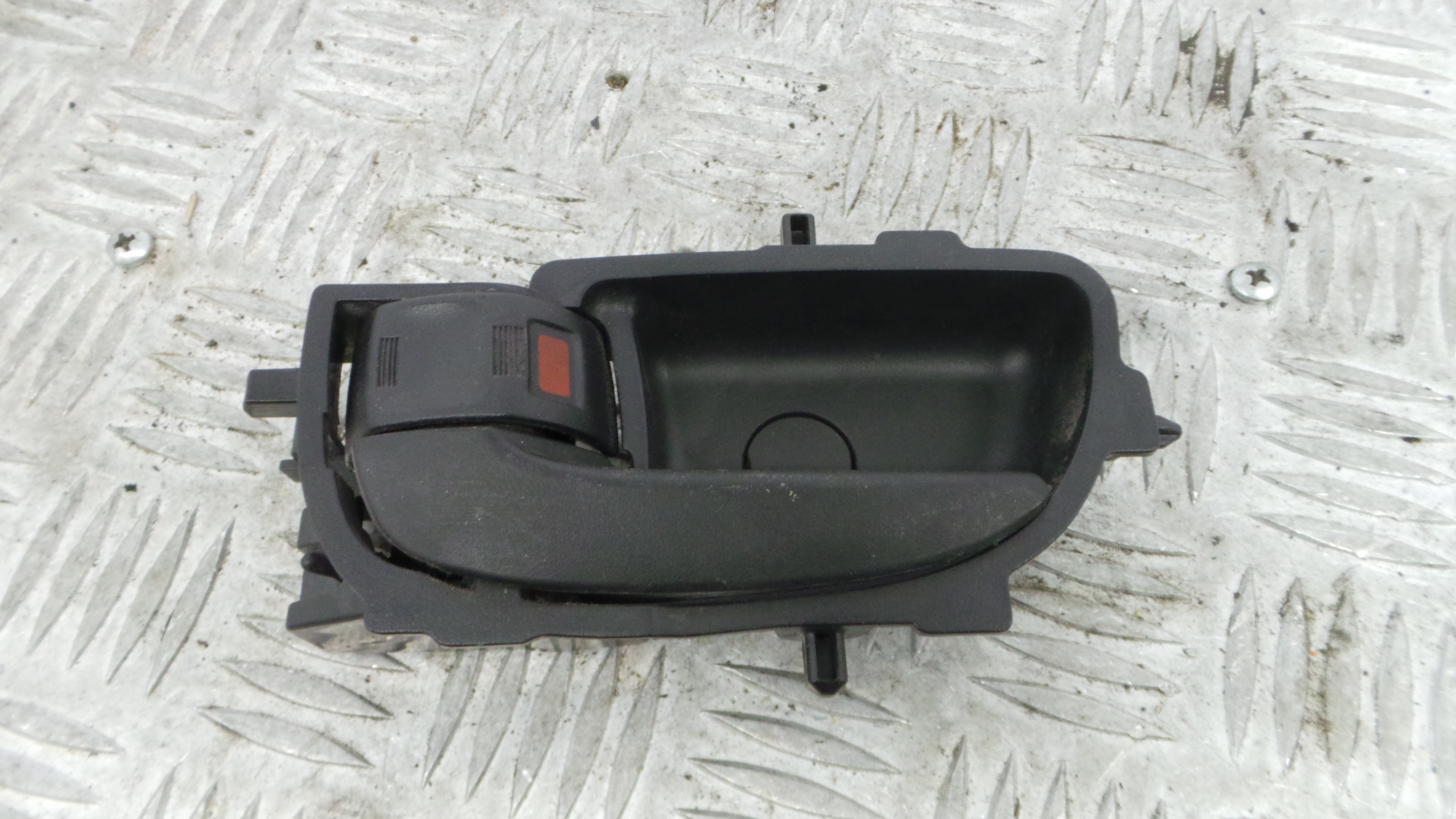 Puxador Interior Frente Esquerdo 69206-0D271 - PEUGEOT 108-36641024