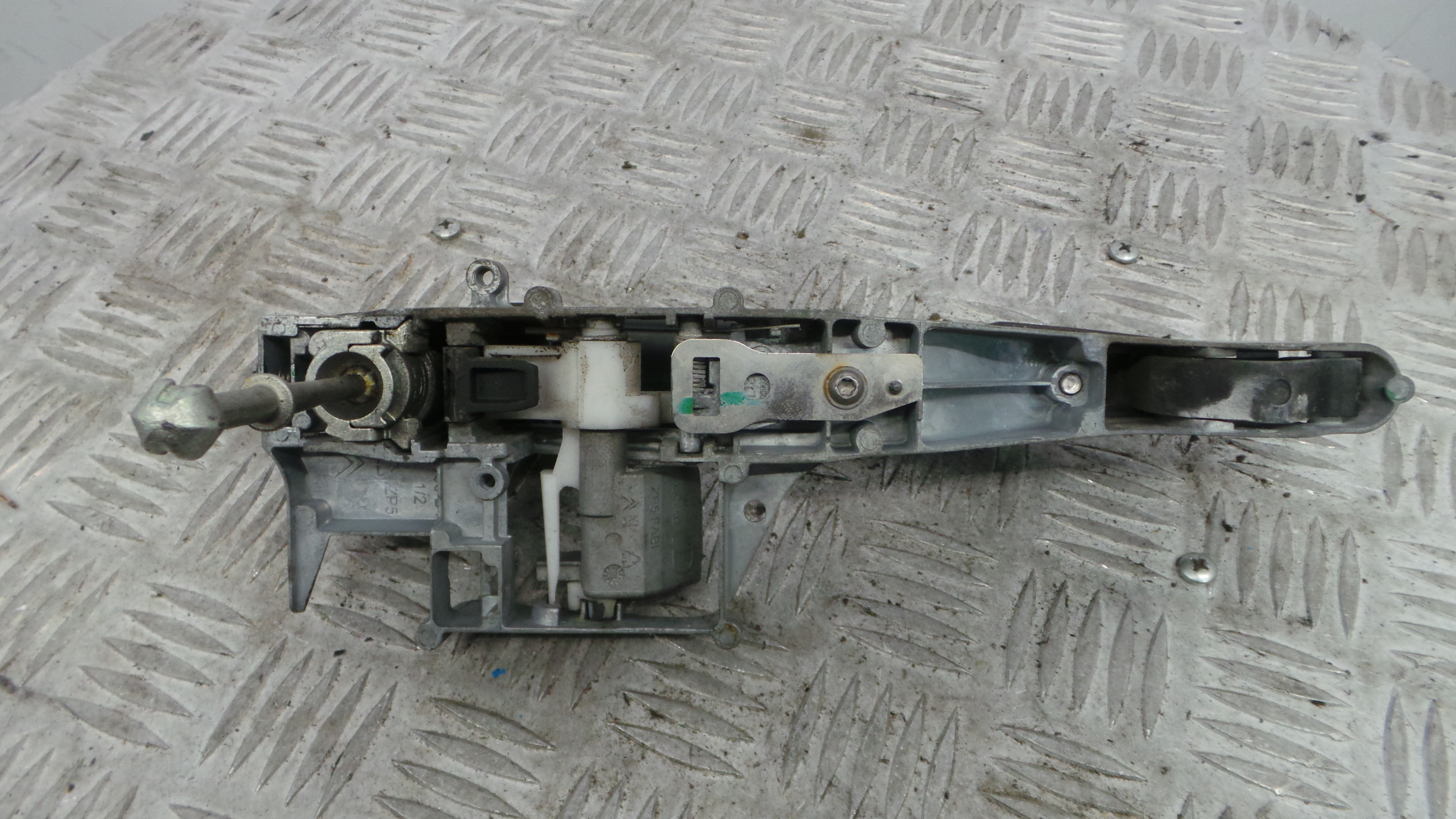 Puxador Exterior Frente Direita  9101GE - PEUGEOT PARTNER Caixa/monovolume-36641617