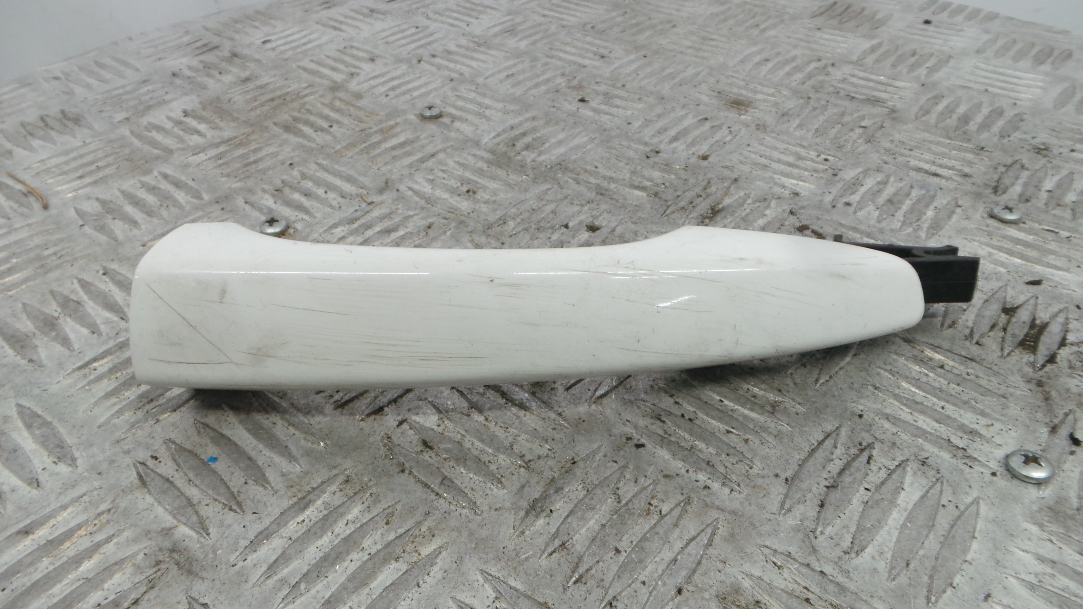 Puxador Exterior Frente Esquerdo 980297811T - PEUGEOT 308 II (LB_, LP_, LW_, LH_, L3_)-36642216