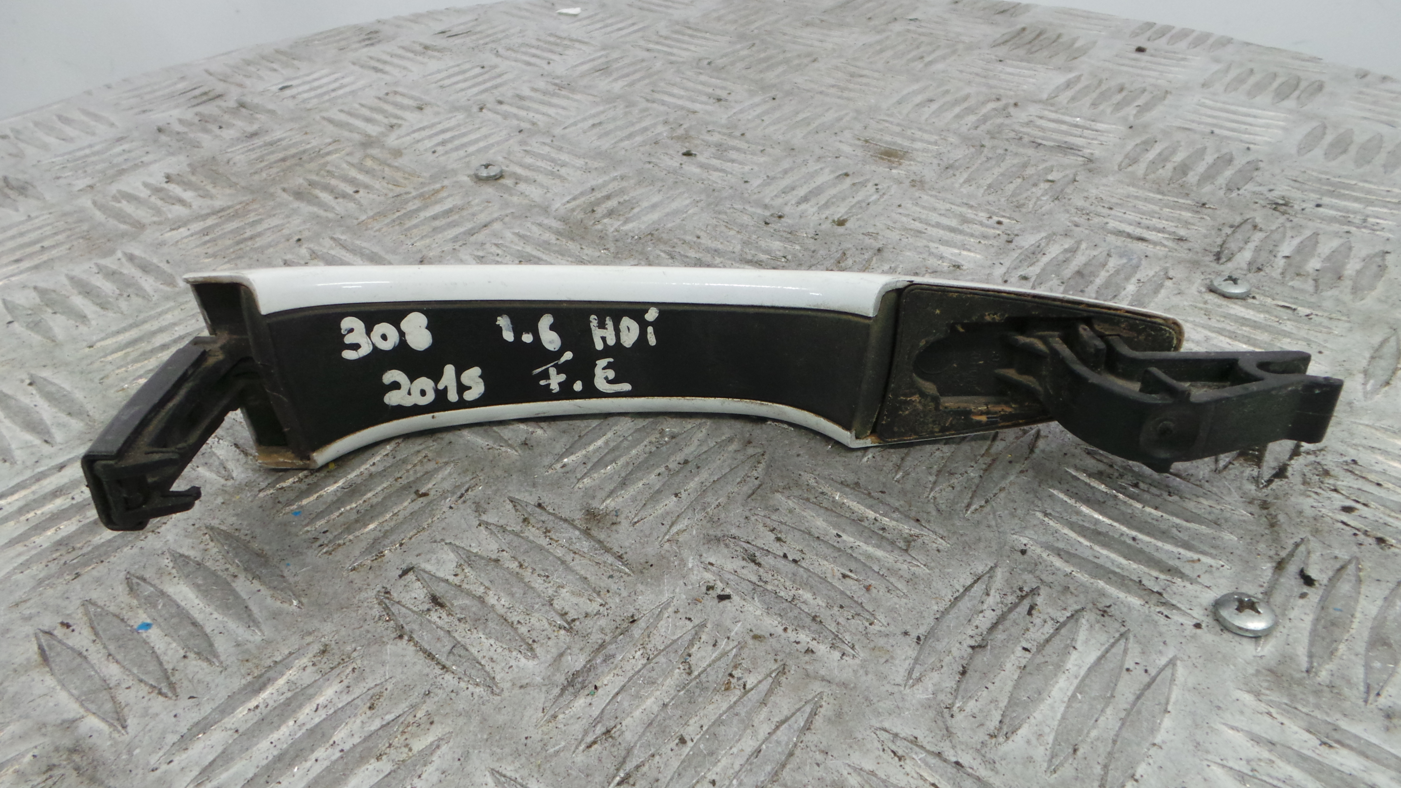 Puxador Exterior Frente Esquerdo 980297811T - PEUGEOT 308 II (LB_, LP_, LW_, LH_, L3_)-36642216