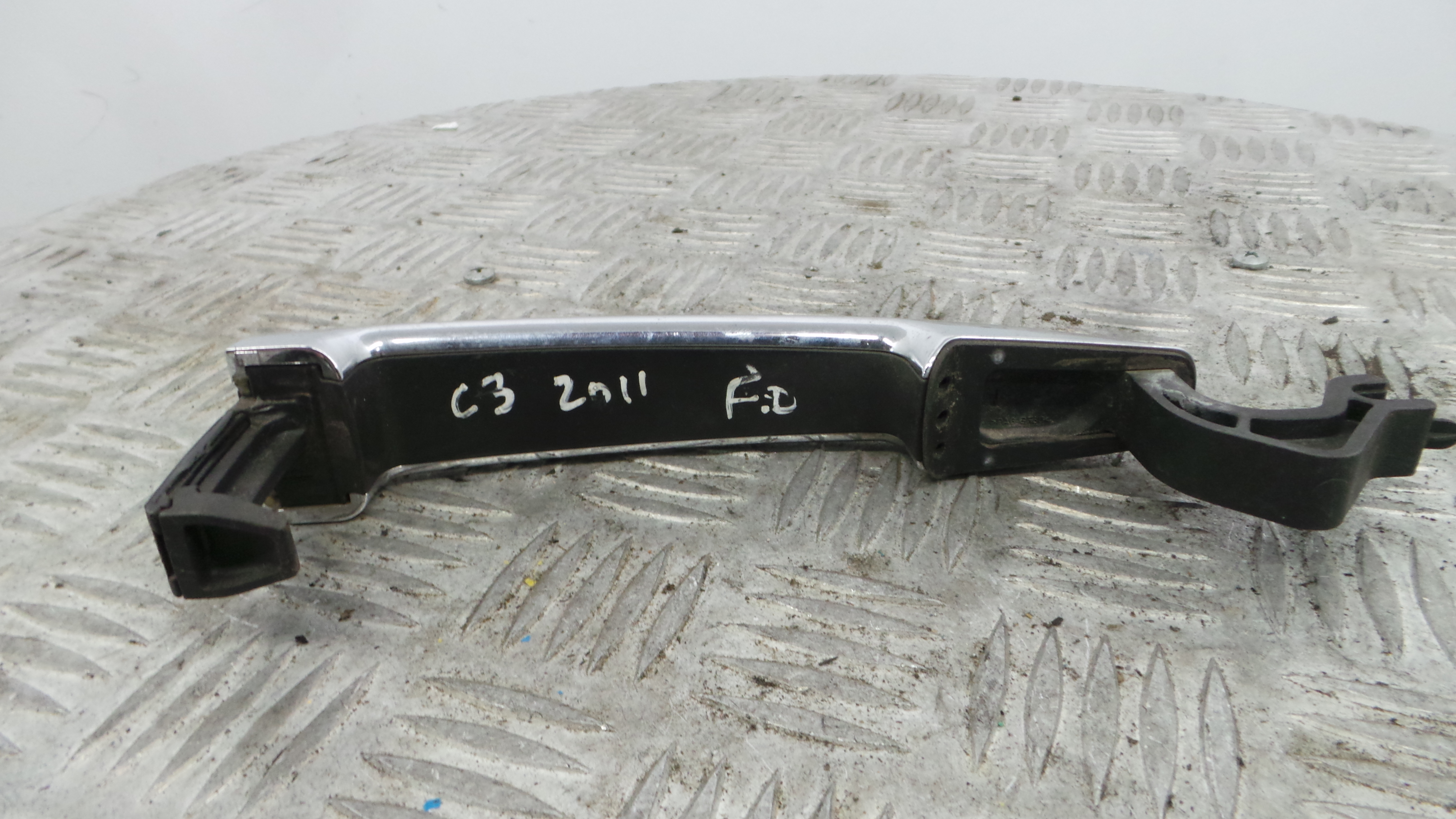 Puxador Exterior Frente Direita  9101KZ - CITROËN C3 II (SC_)-36642234