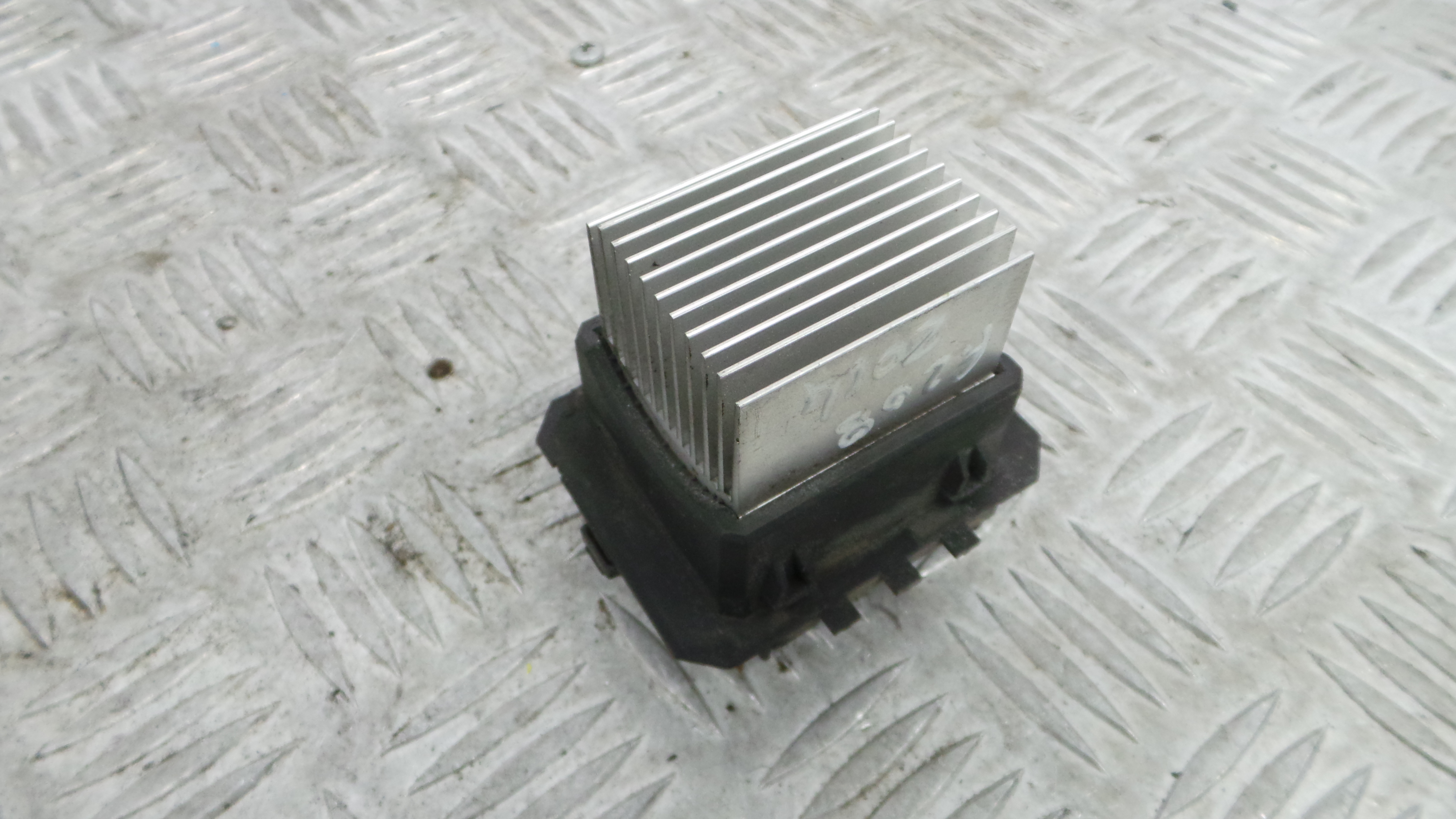 Resistência Ventilador Do Habitáculo T1000034Z-C - PEUGEOT 208 I (CA_, CC_)-36652531 Resistência Ventilador Do Habitáculo T1000034Z-C - PEUGEOT 208 I (CA_, CC_)-36652531