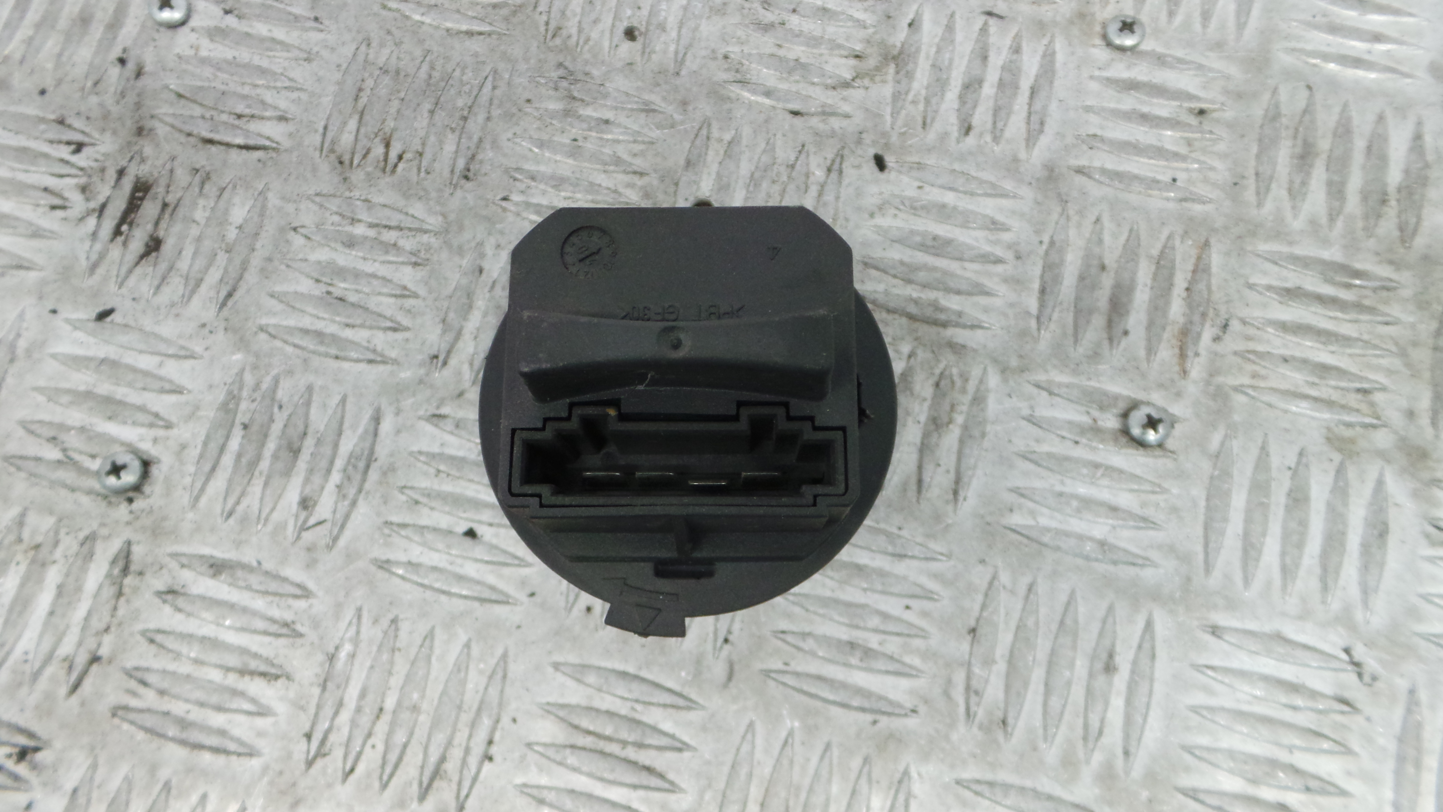 Resistência Ventilador Do Habitáculo F8840 - CITROËN C4 I (LC_)-36652565