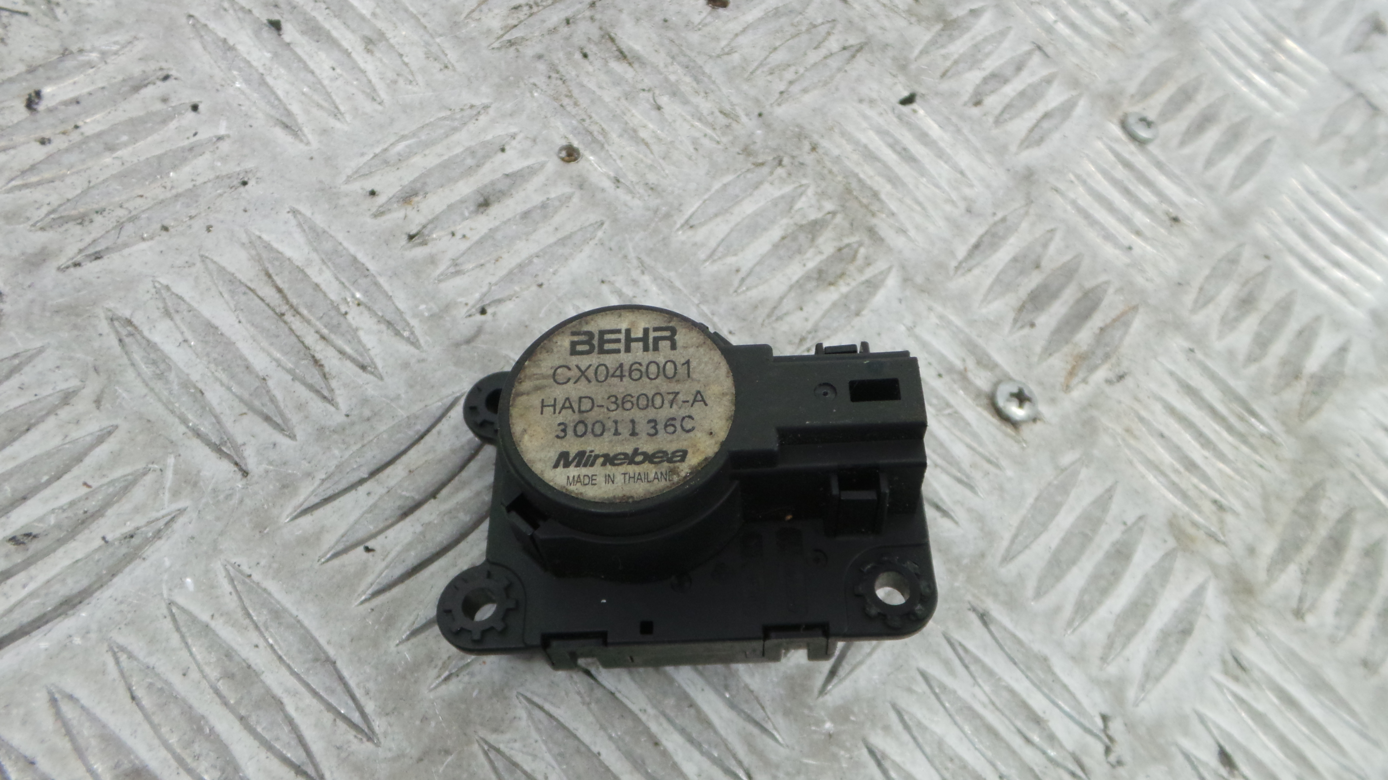 Atuador do Circuito de Ar  CX046001 - CITROËN C3 II (SC_)-36653114