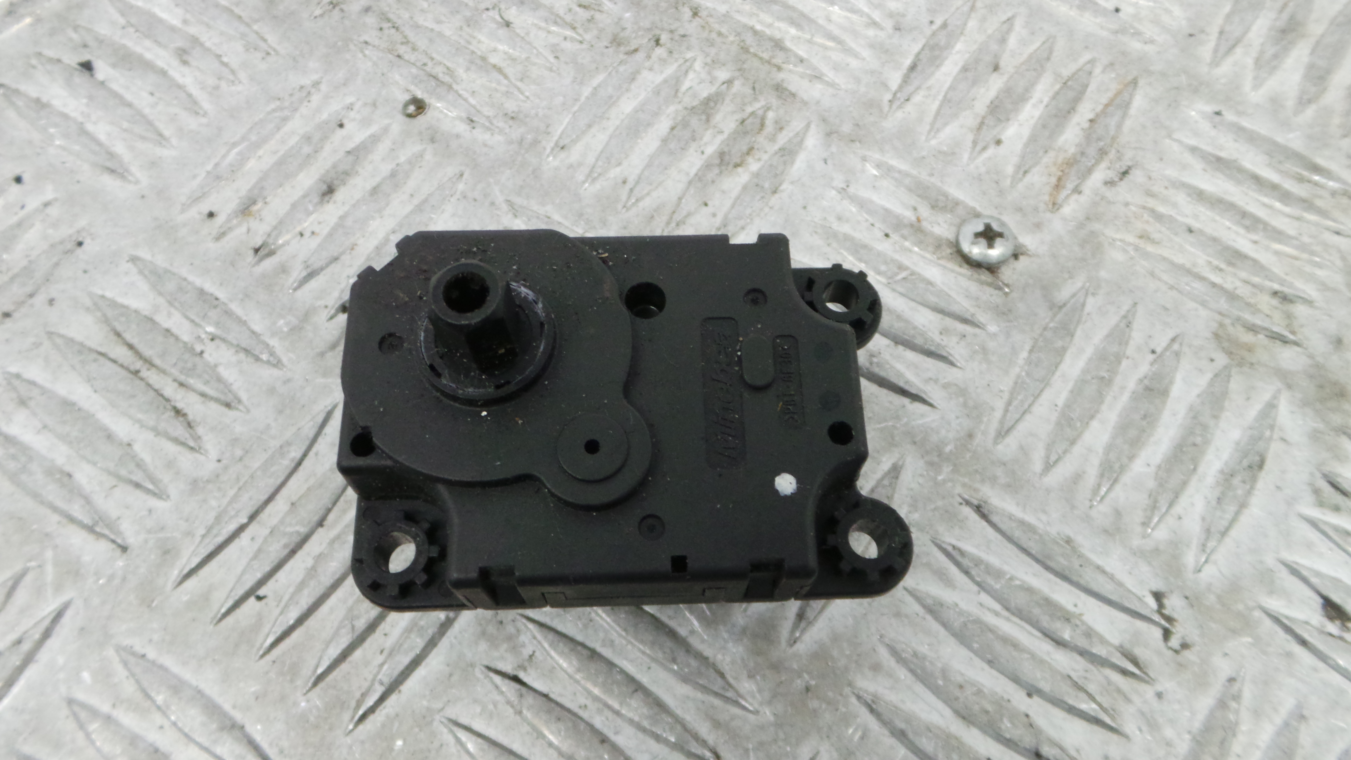 Atuador do Circuito de Ar  CX046001 - CITROËN C3 II (SC_)-36653114