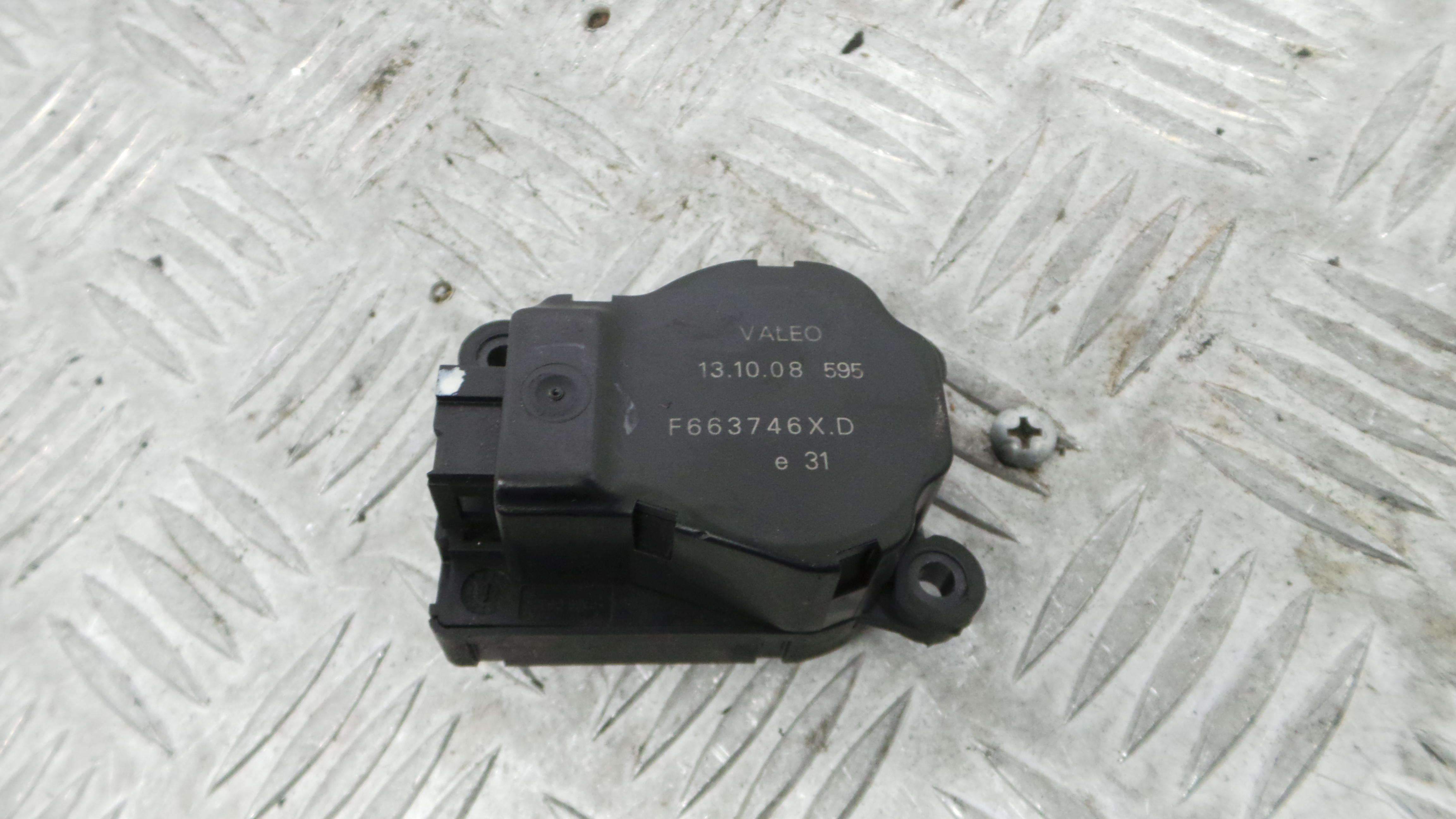 Atuador do Circuito de Ar  F663746XD - PEUGEOT 308 SW I (4E_, 4H_)-36653690