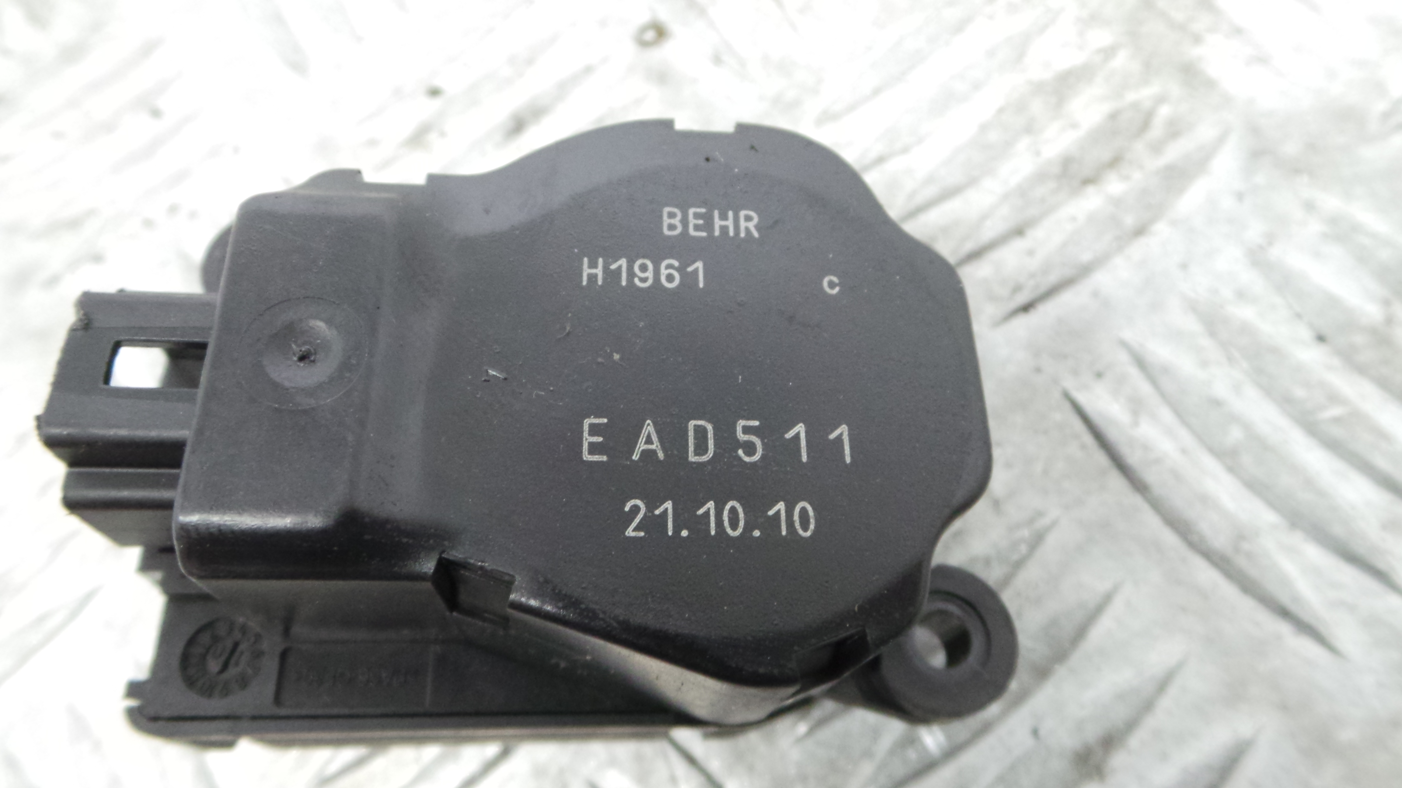 Atuador do Circuito de Ar EAD511 - CITROËN C3 II (SC_)-36653765