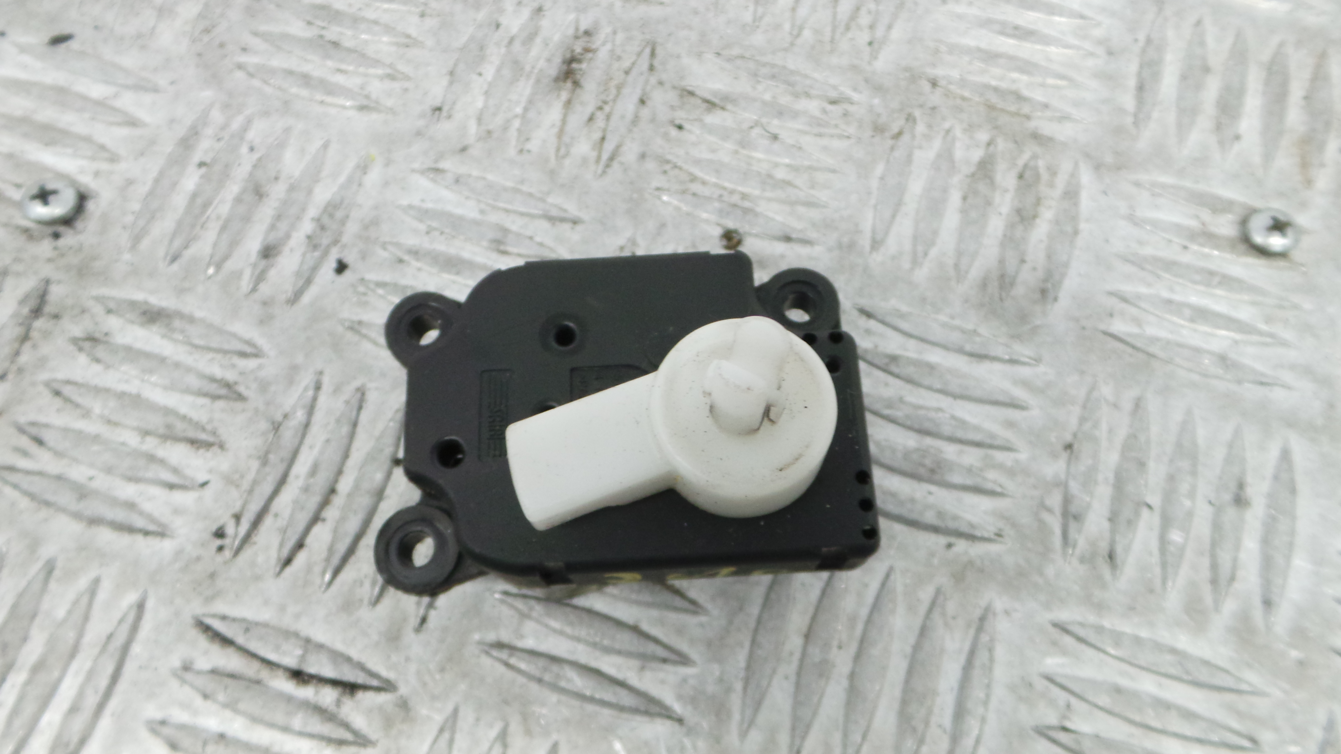 Atuador do Circuito de Ar  EAD596 - CITROËN C4 PICASSO I Veículo multiuso (UD_)-36653771