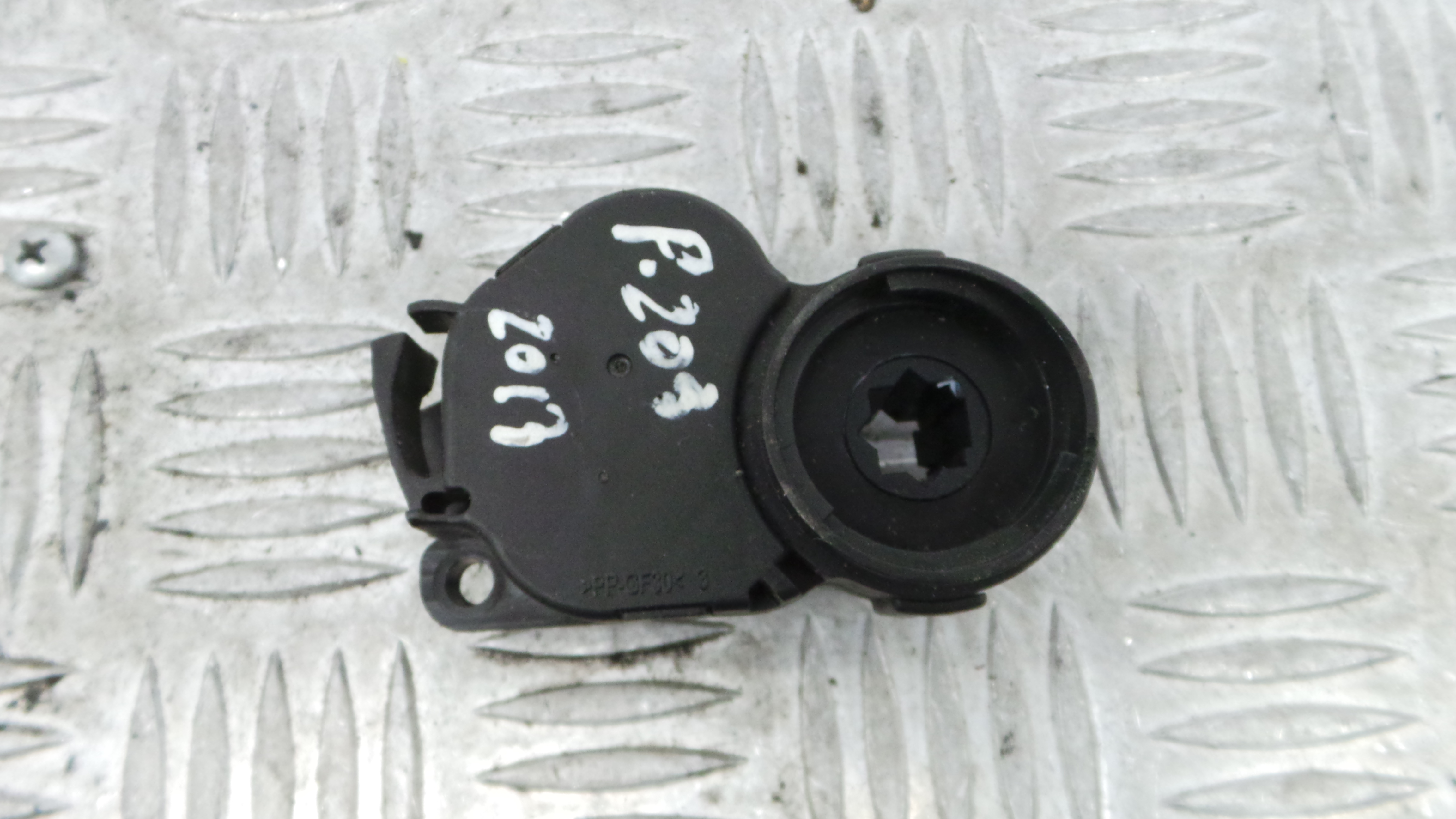 Atuador do Circuito de Ar  T1009914P - PEUGEOT 208 I (CA_, CC_)-36653818 Atuador do Circuito de Ar  T1009914P - PEUGEOT 208 I (CA_, CC_)-36653818