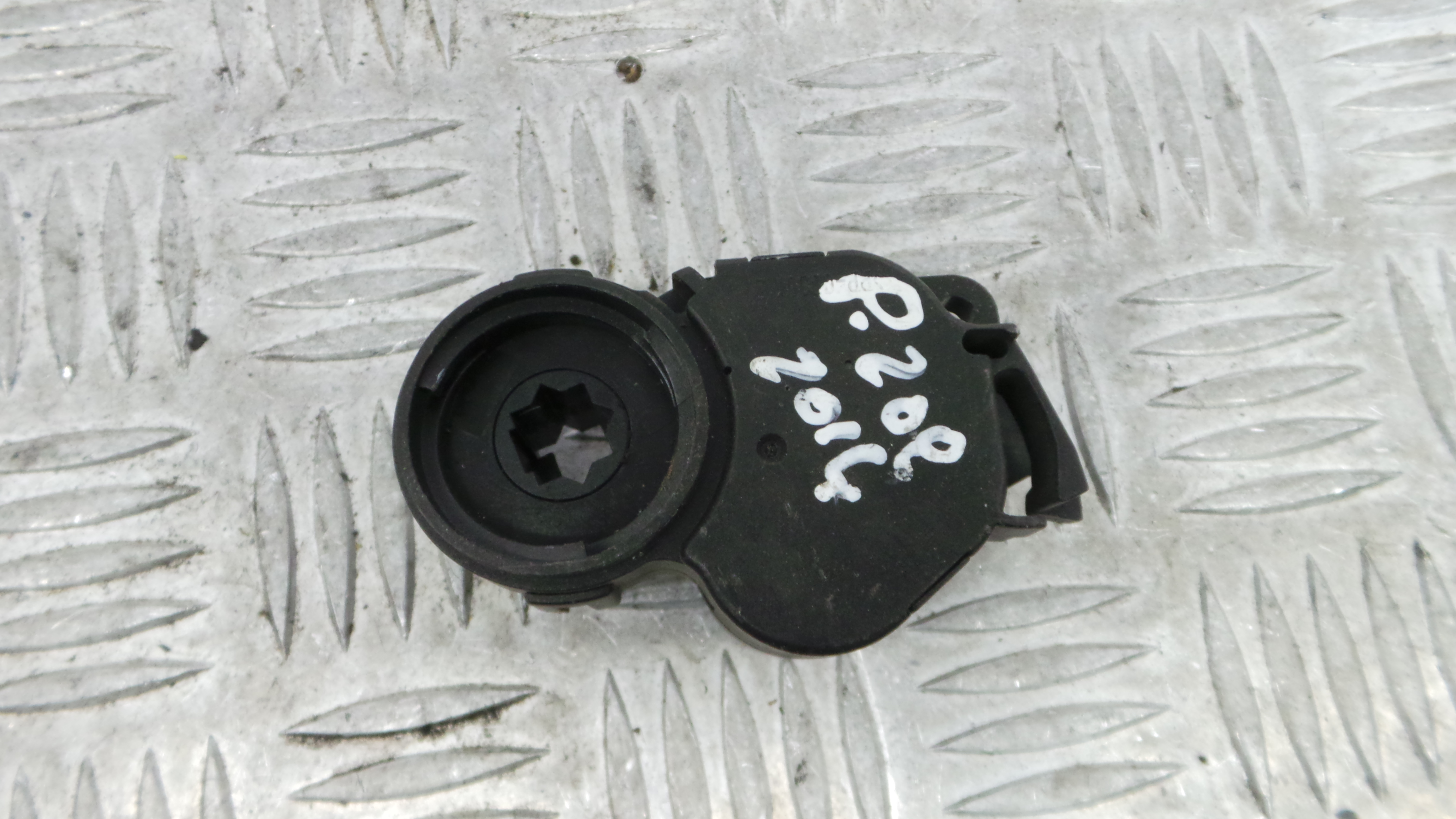 Atuador do Circuito de Ar  T1009914P - PEUGEOT 208 I (CA_, CC_)-36653833