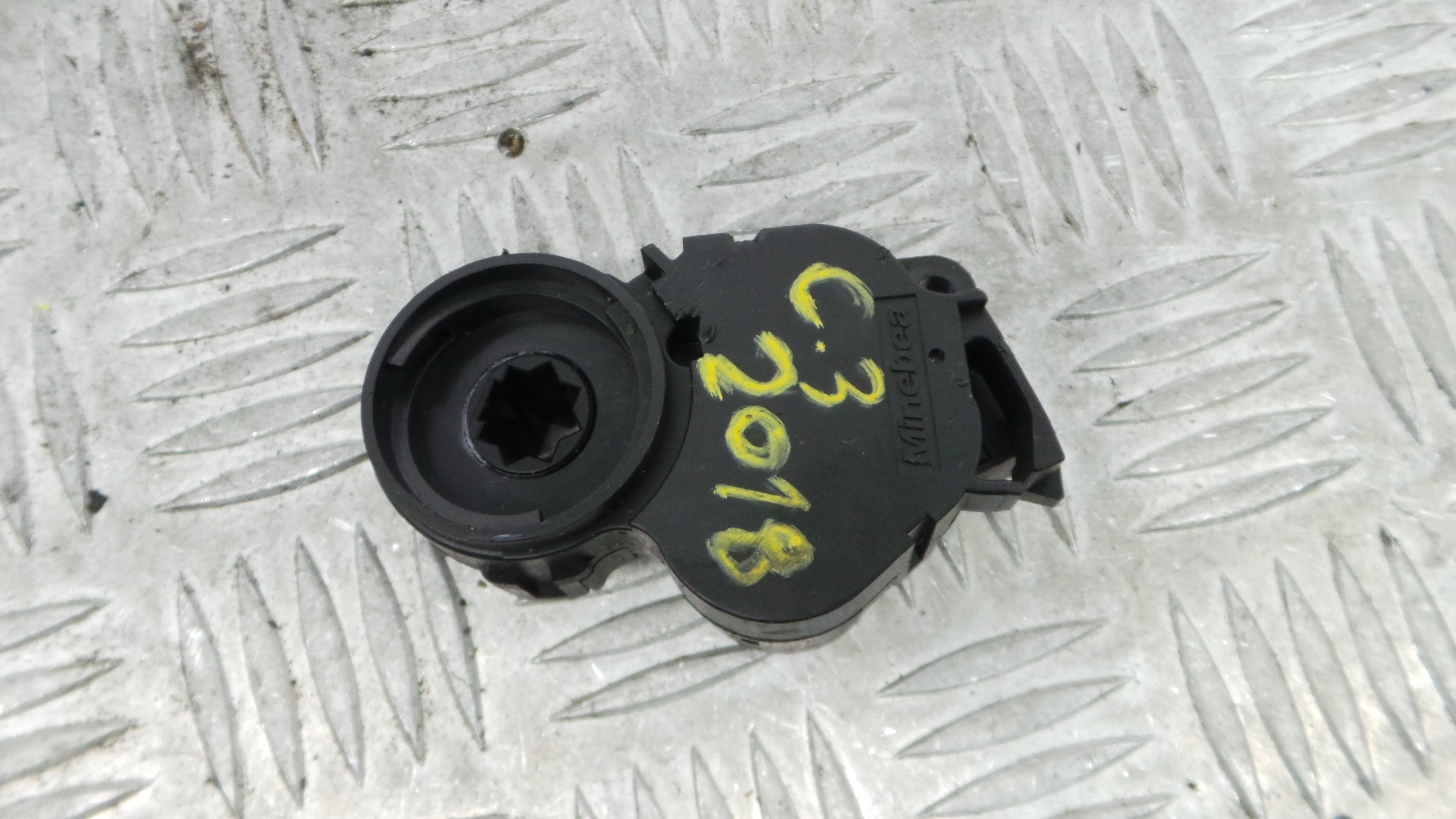 Atuador do Circuito de Ar  T32088BA - CITROËN C3 / C3 ORIGIN III (SX)-36653836