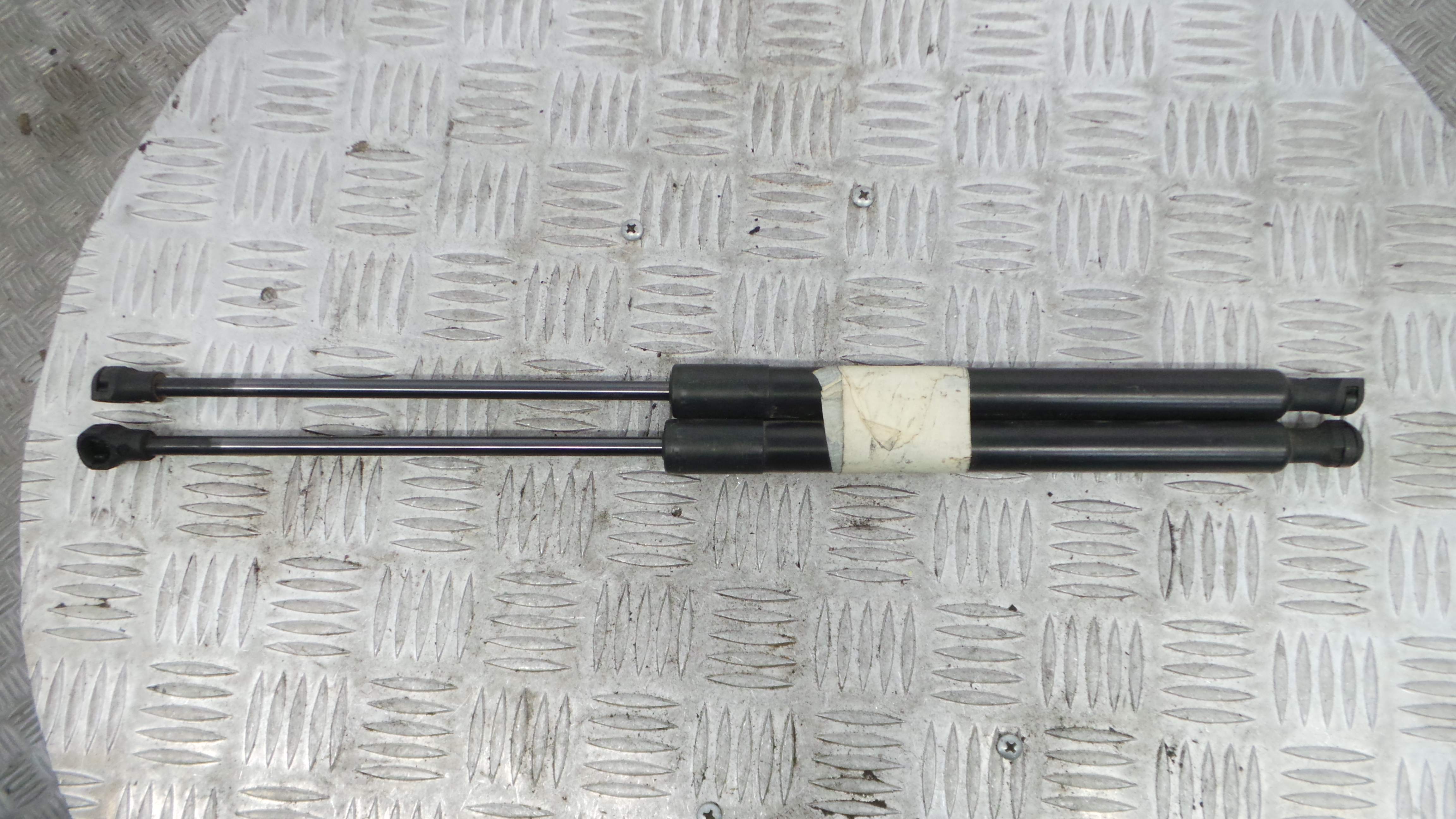 Amortecedor da Mala 9683833980 - CITROËN C3 II (SC_)-36659725