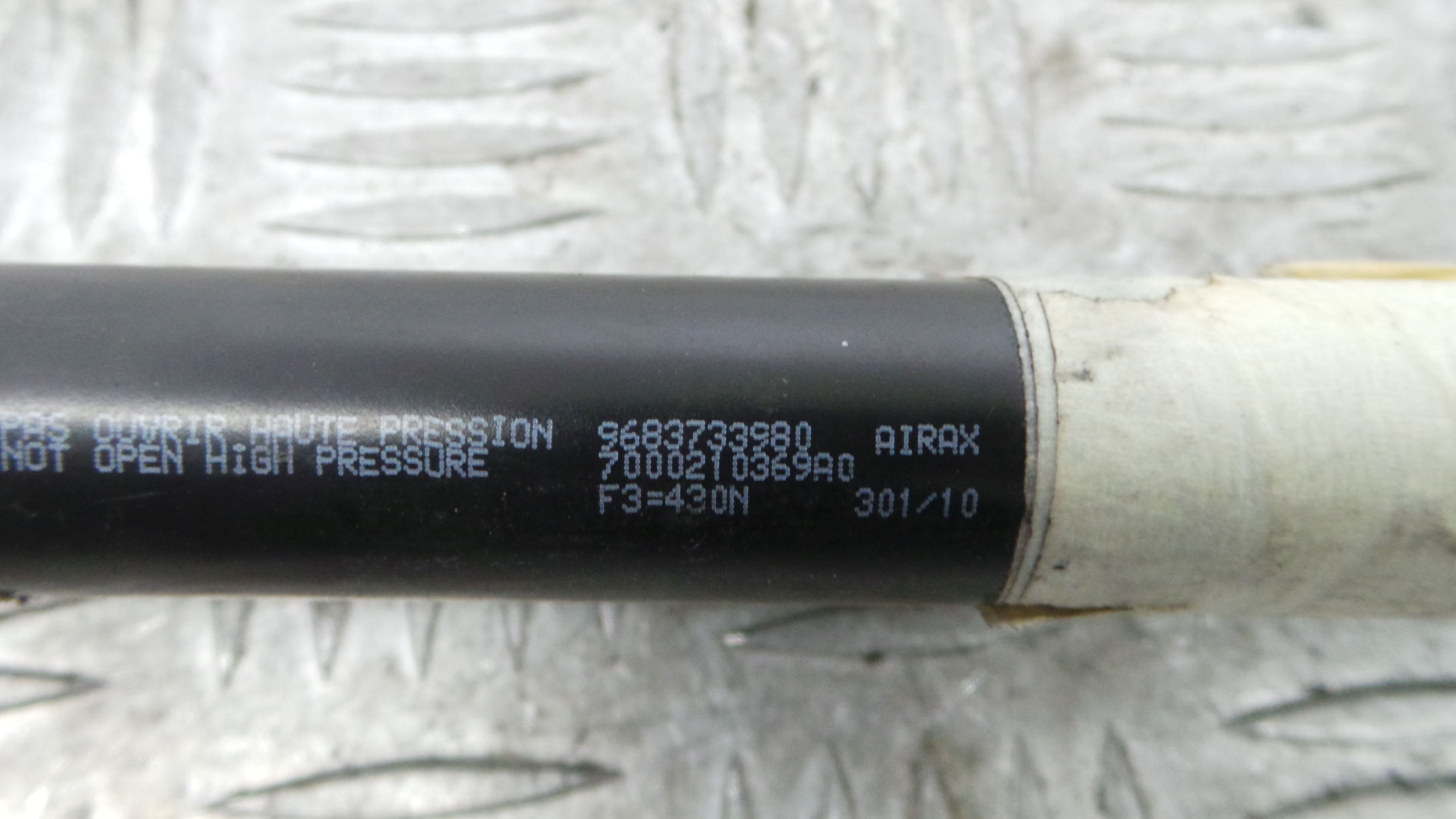 Amortecedor da Mala 9683833980 - CITROËN C3 II (SC_)-36659725