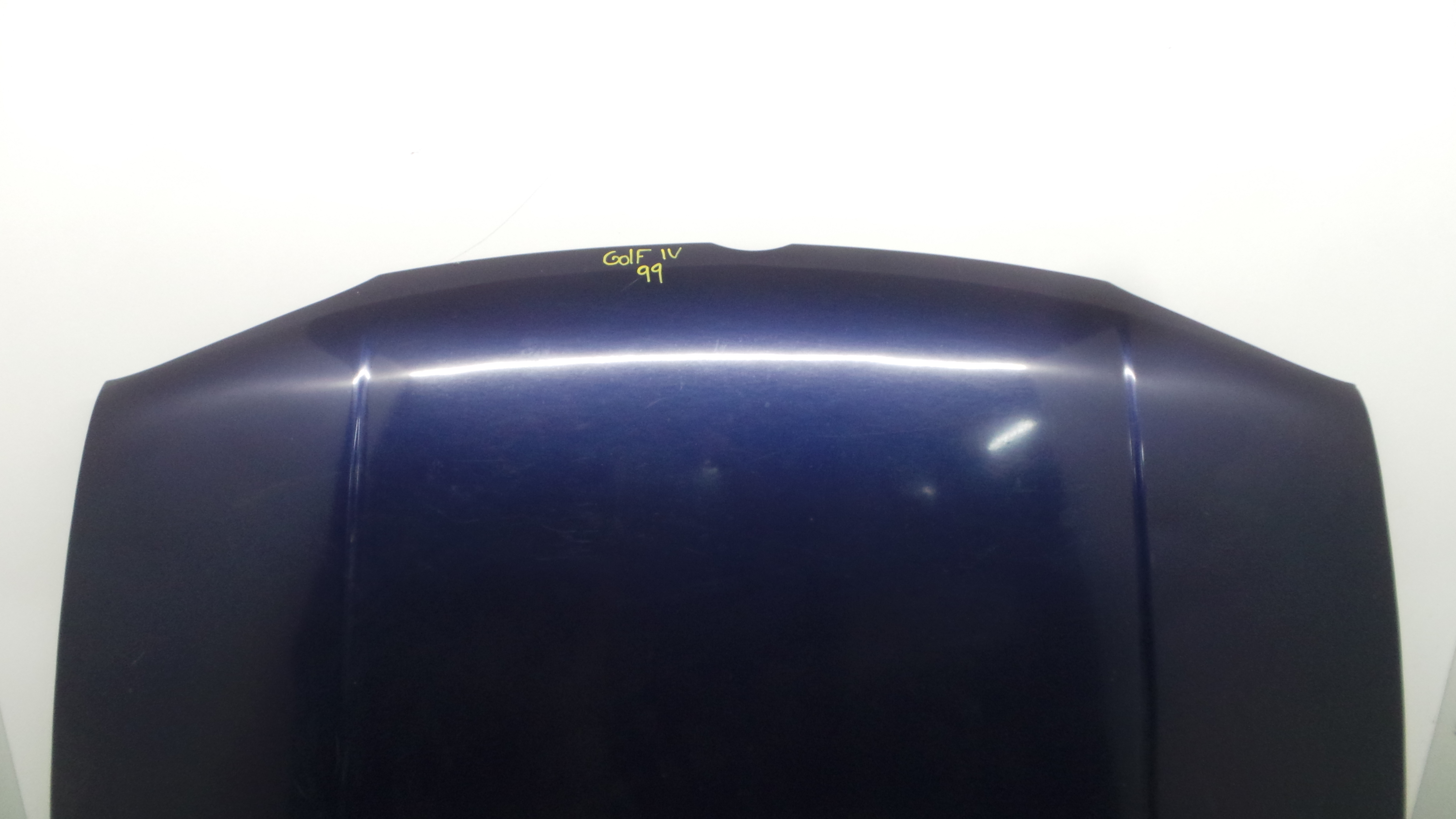 Capot / Capô 1J0823031B - VW GOLF IV (1J1), GOLF Mk IV (1J1)-36661716