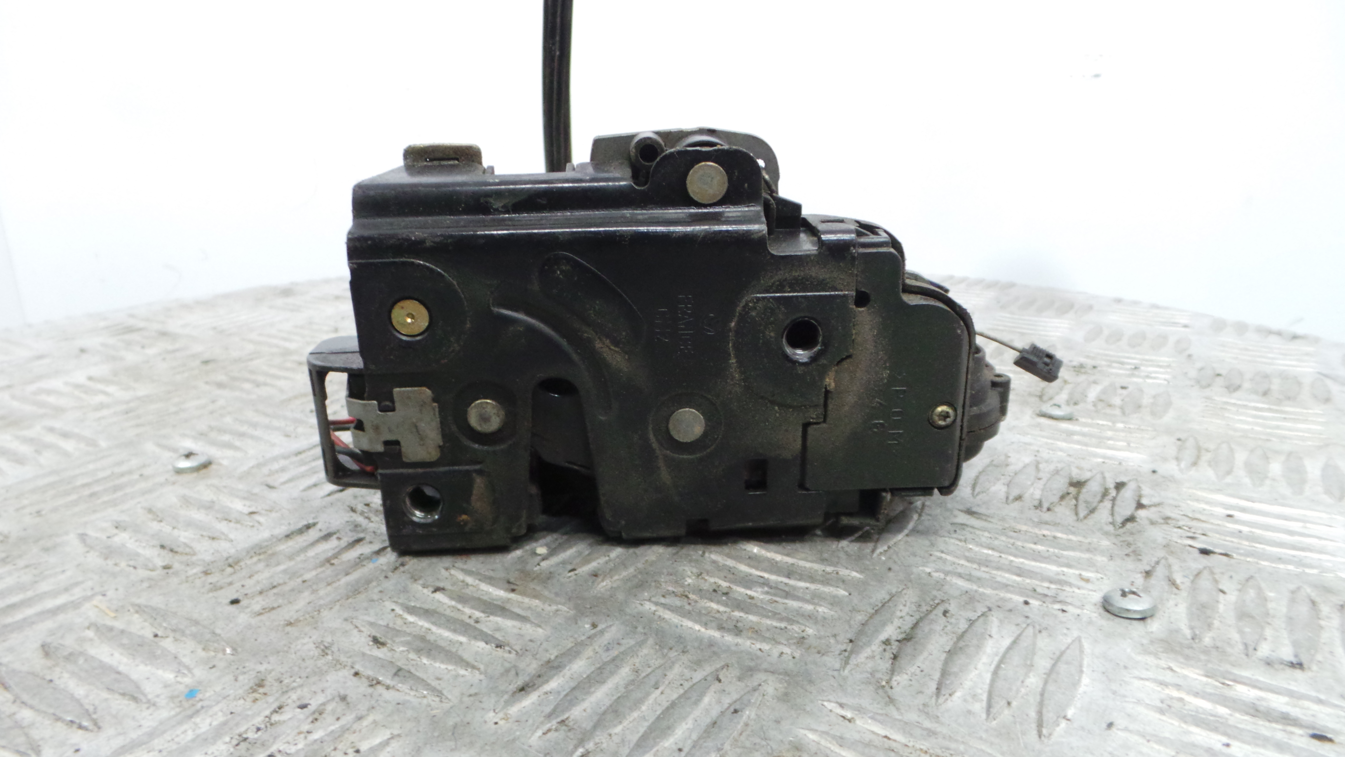 Fecho da Porta Trás Esq 3B4839015A - VW GOLF IV (1J1), GOLF Mk IV (1J1)-36662119 Fecho da Porta Trás Esq 3B4839015A - VW GOLF IV (1J1), GOLF Mk IV (1J1)-36662119