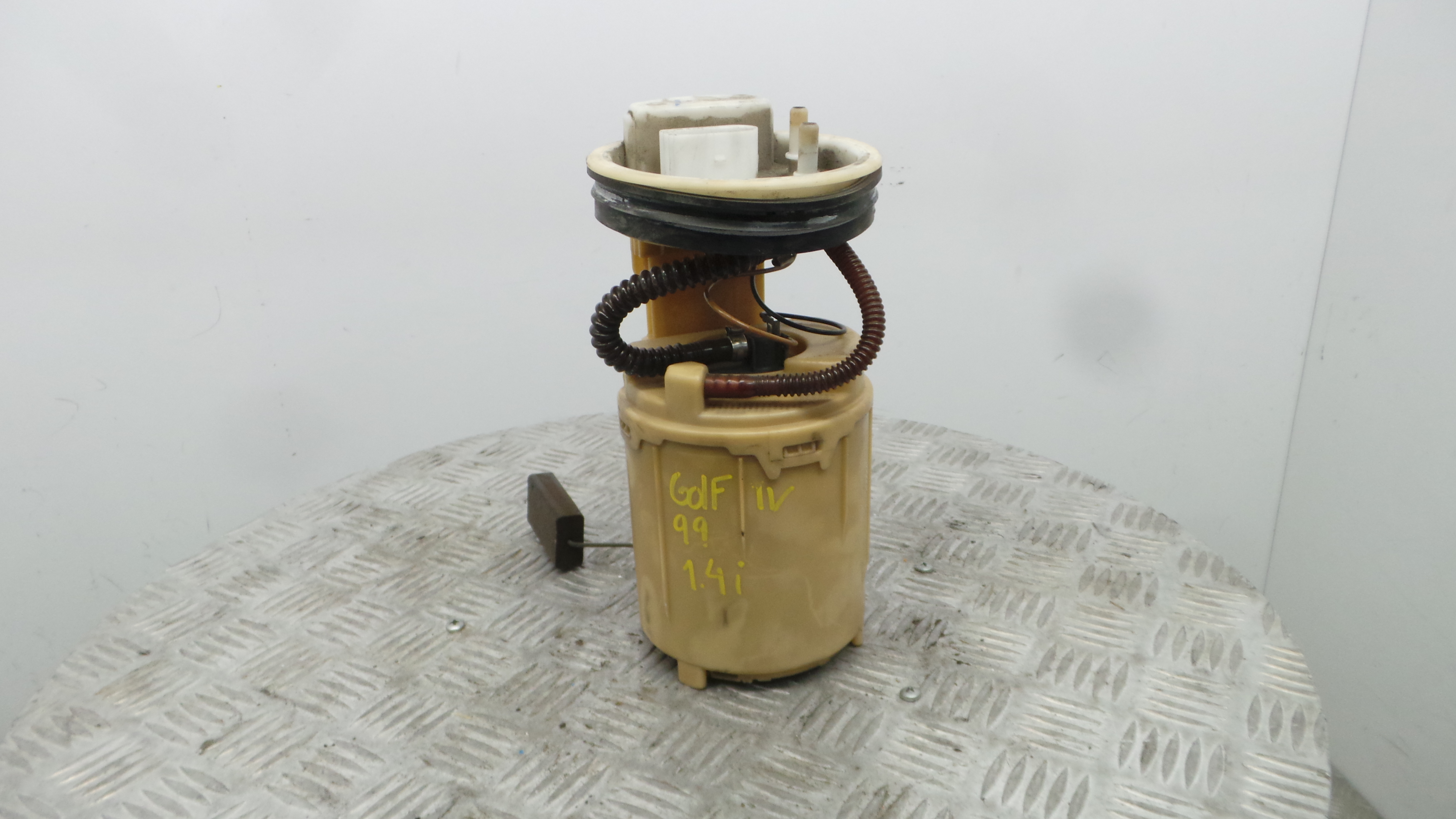 Boia do Combustível 1J0919051H - VW GOLF IV (1J1), GOLF Mk IV (1J1)-36662126