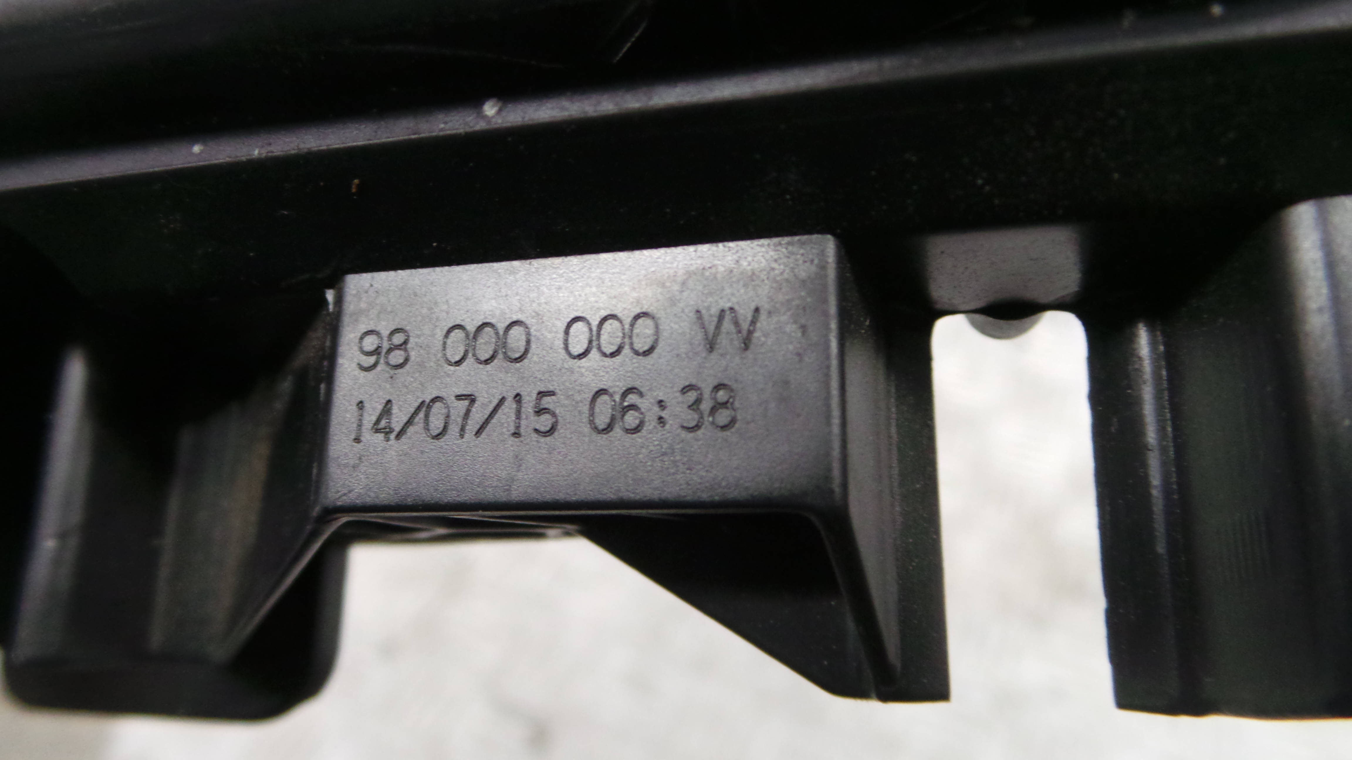 Puxador Interior Frente Direita 98000000VV - PEUGEOT 308 II (LB_, LP_, LW_, LH_, L3_)-36662232