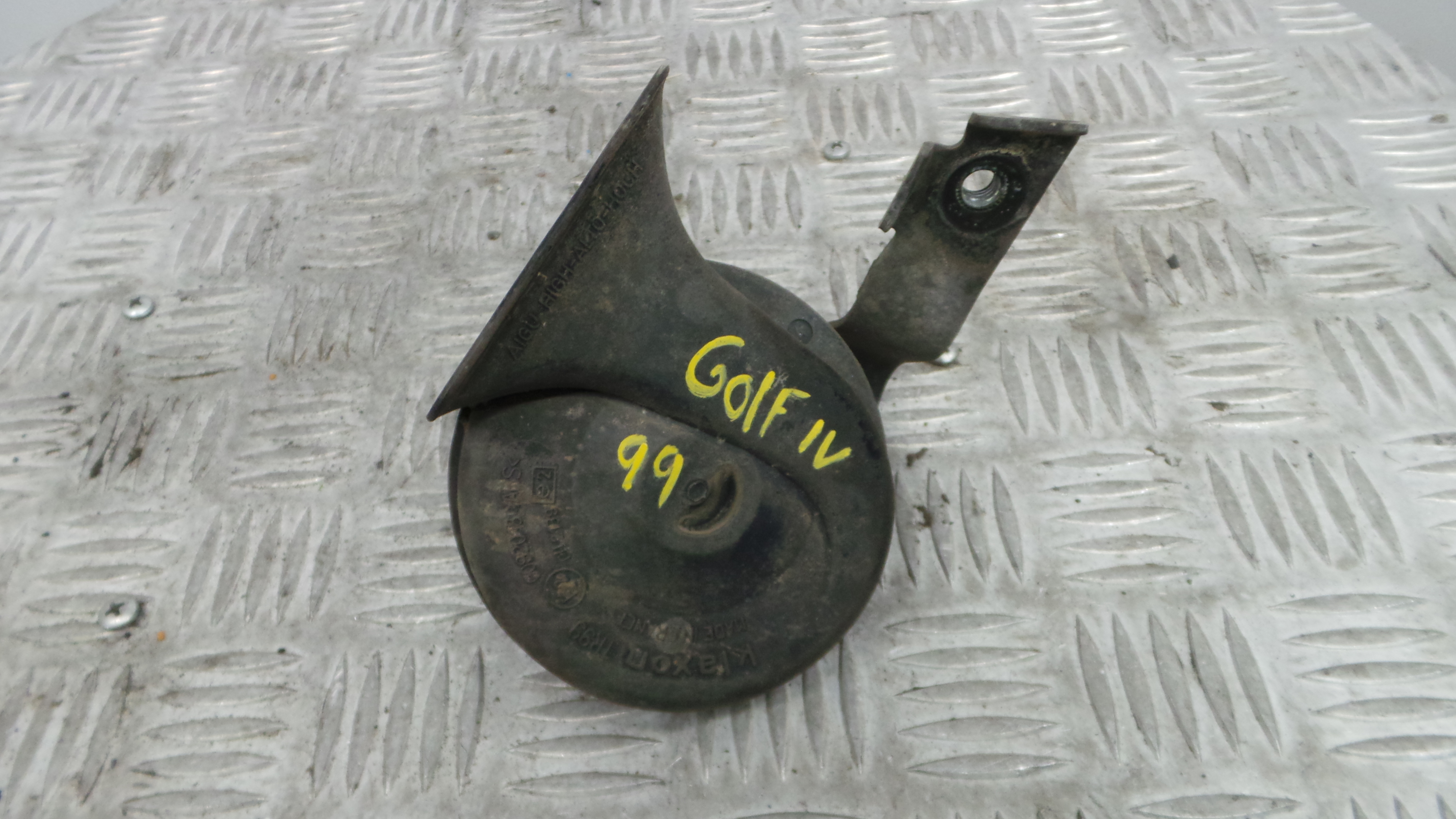 Buzina TR99 - VW GOLF IV (1J1), GOLF Mk IV (1J1)-36662347 Buzina TR99 - VW GOLF IV (1J1), GOLF Mk IV (1J1)-36662347