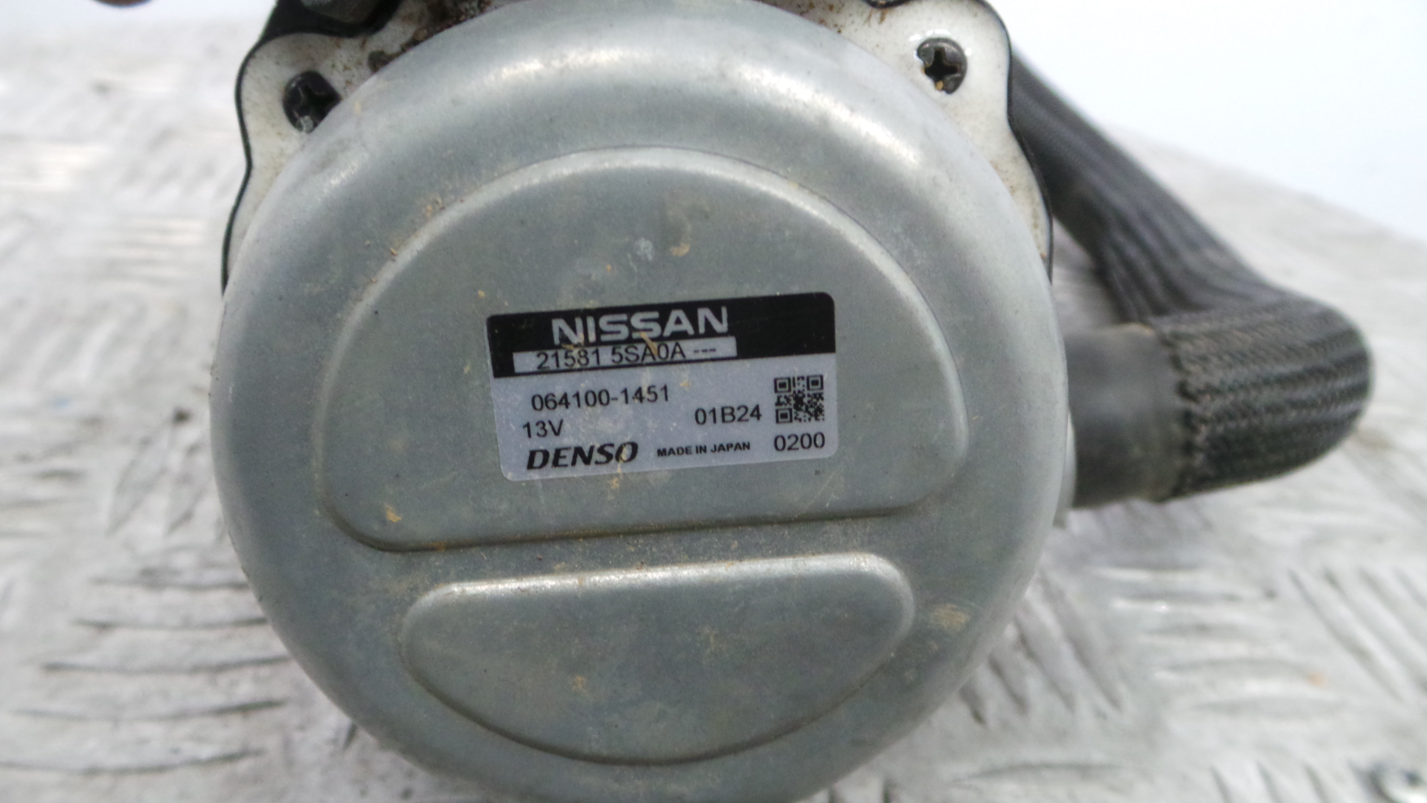 Bomba de Água 215815SA0A - NISSAN LEAF (ZE1)-36664145