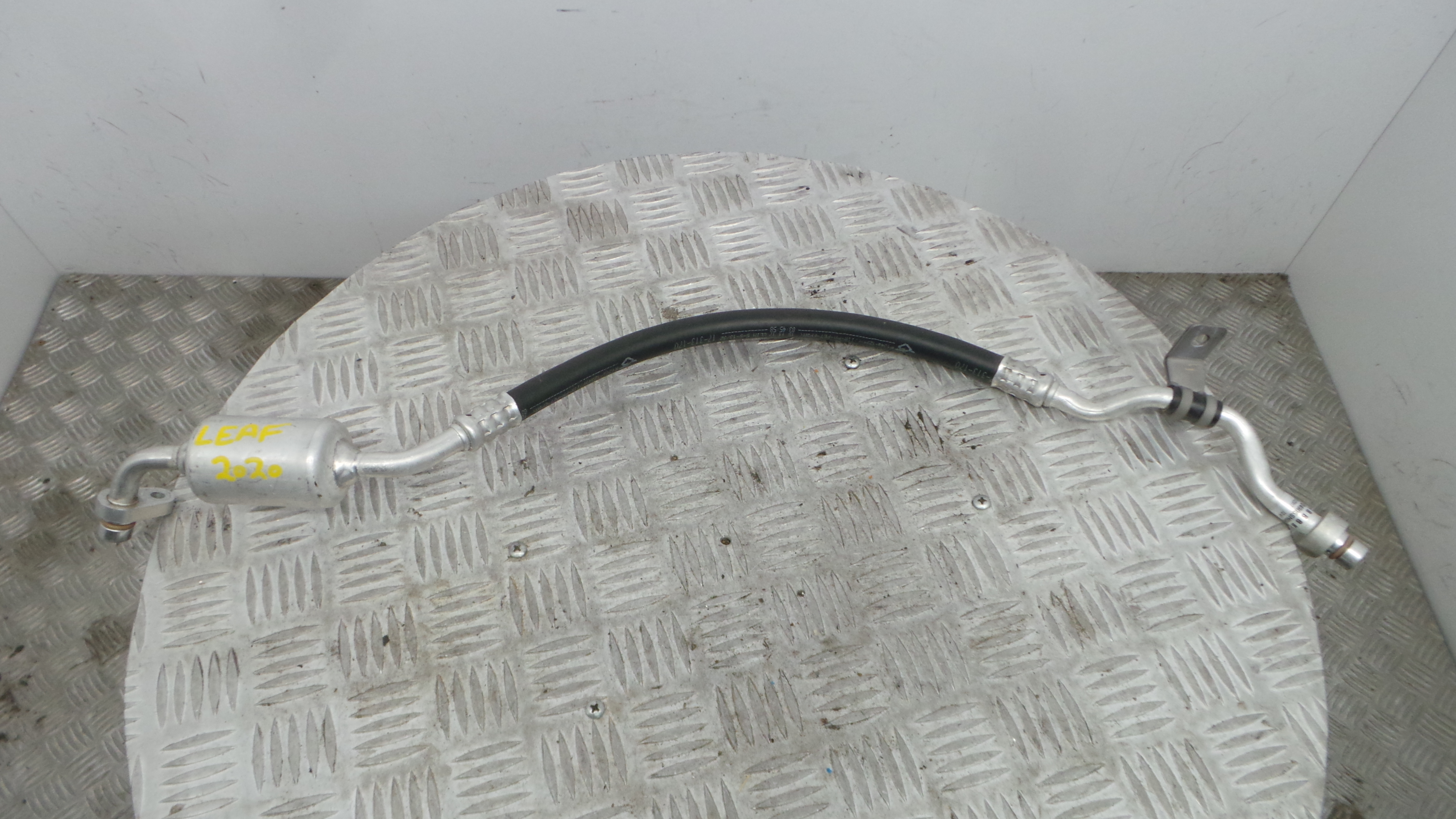 Tubo Ar Condicionado 924905SH0A - NISSAN LEAF (ZE1)-36664151