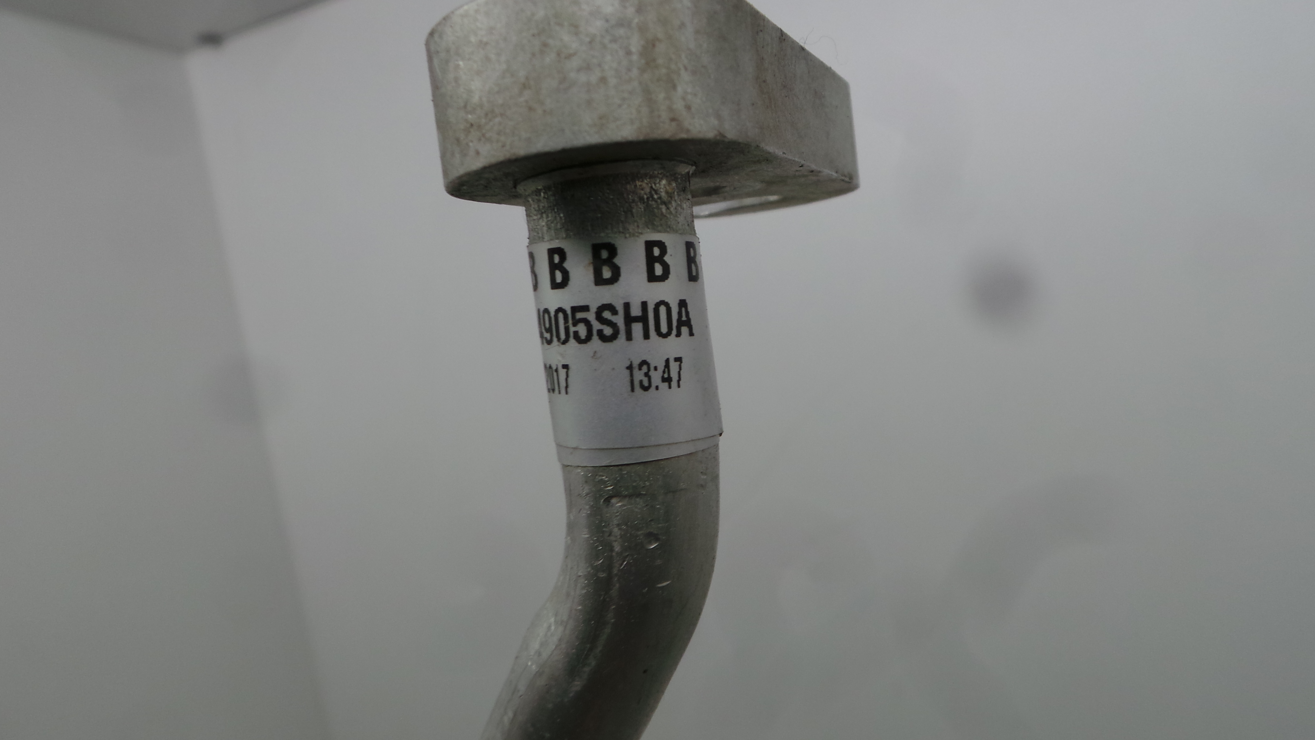 Tubo Ar Condicionado 924905SH0A - NISSAN LEAF (ZE1)-36664151