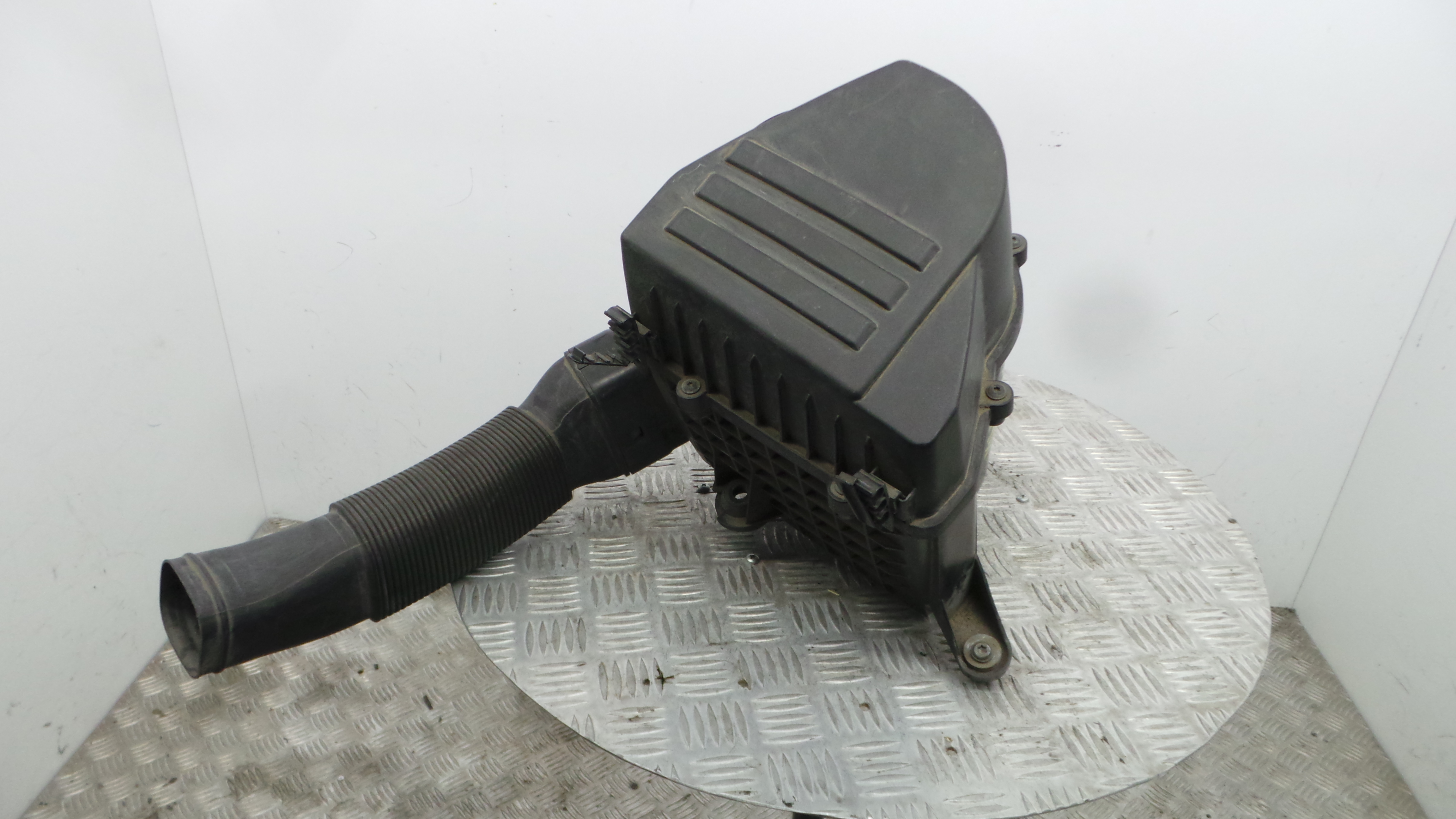 Caixa Filtro de Ar  6R0129601C - VW POLO V (6R1, 6C1)-36664172