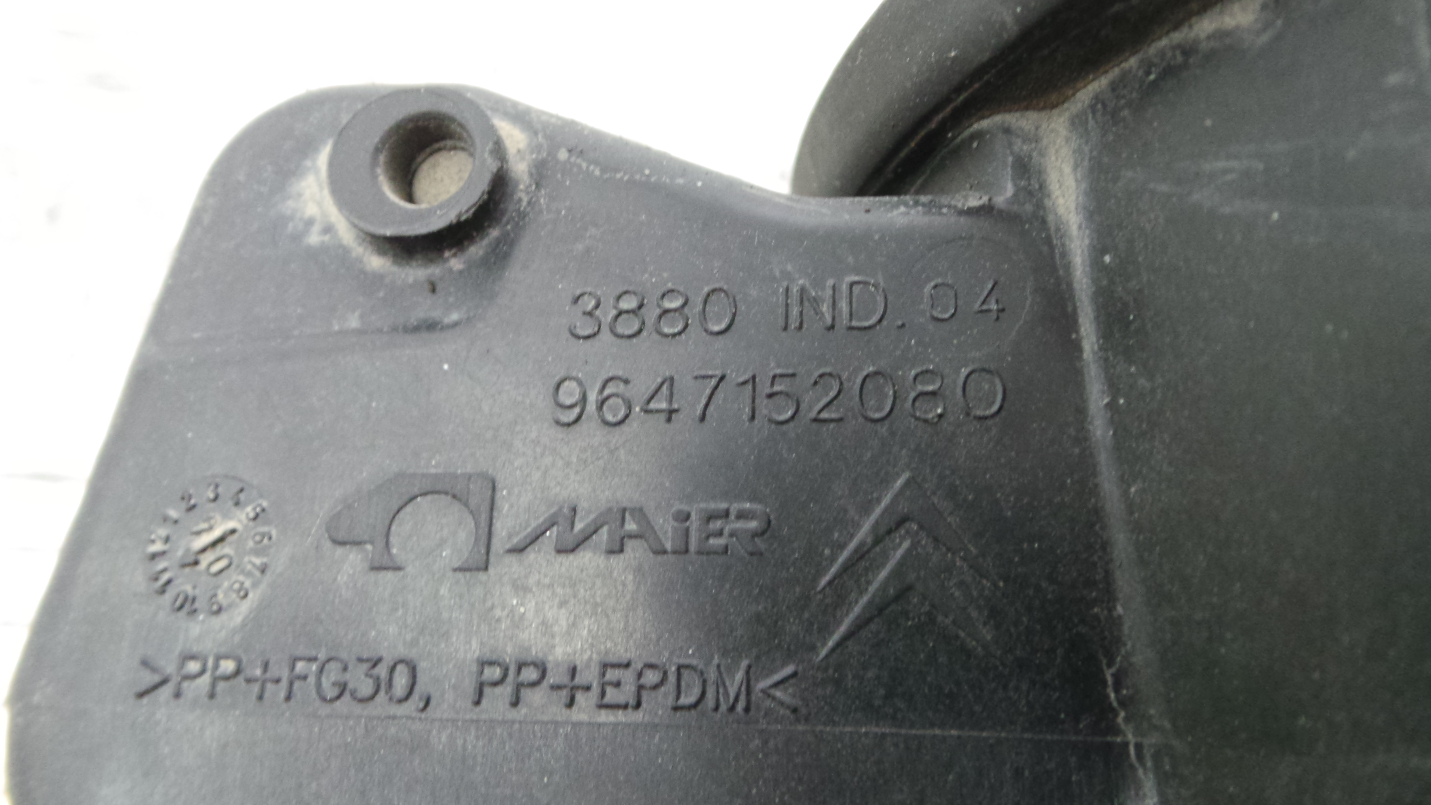 Tampão de Combustivel 9647152080 - CITROËN C4 I (LC_)-36665054