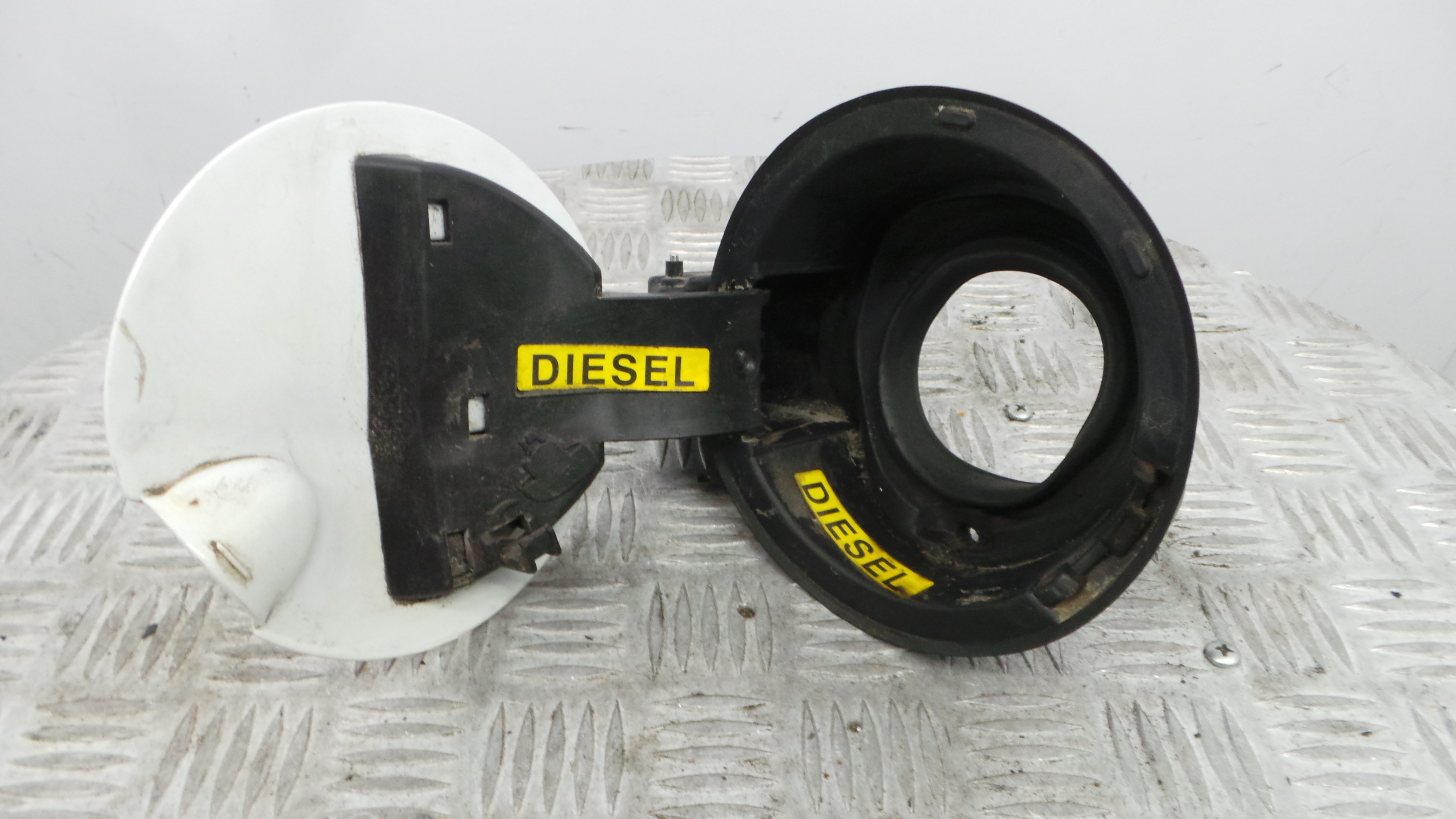 Tampão de Combustivel 9683387780 - CITROËN C3 II (SC_)-36665060