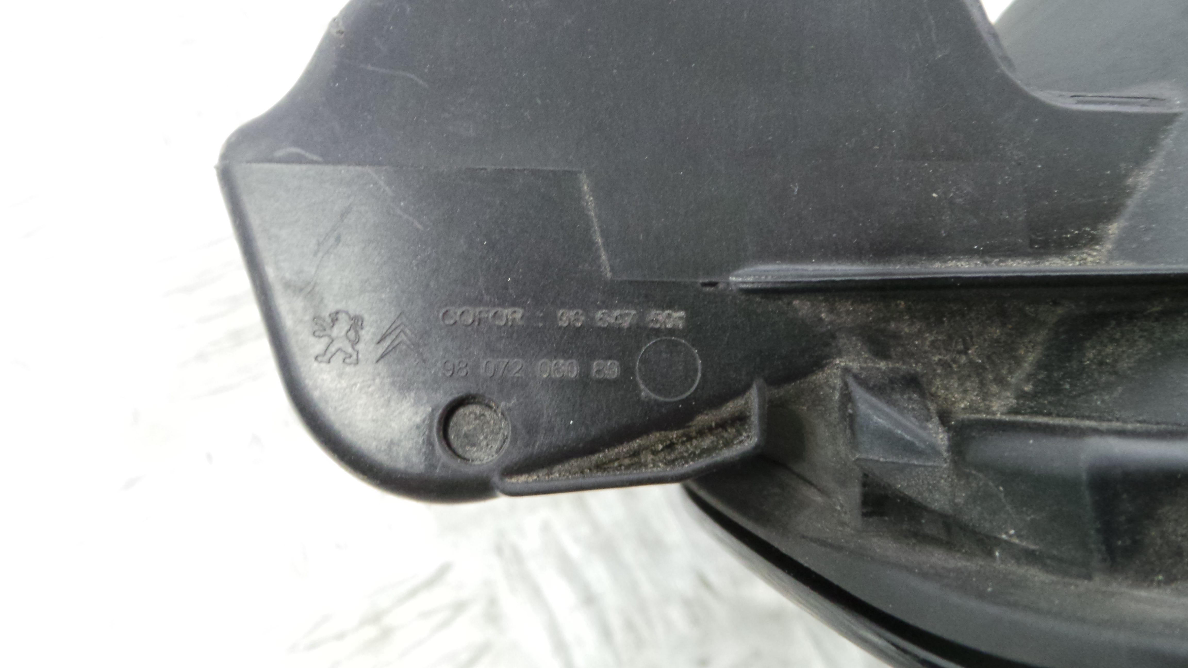 Tampão de Combustivel 9807206080 - CITROËN C3 II (SC_)-36665069