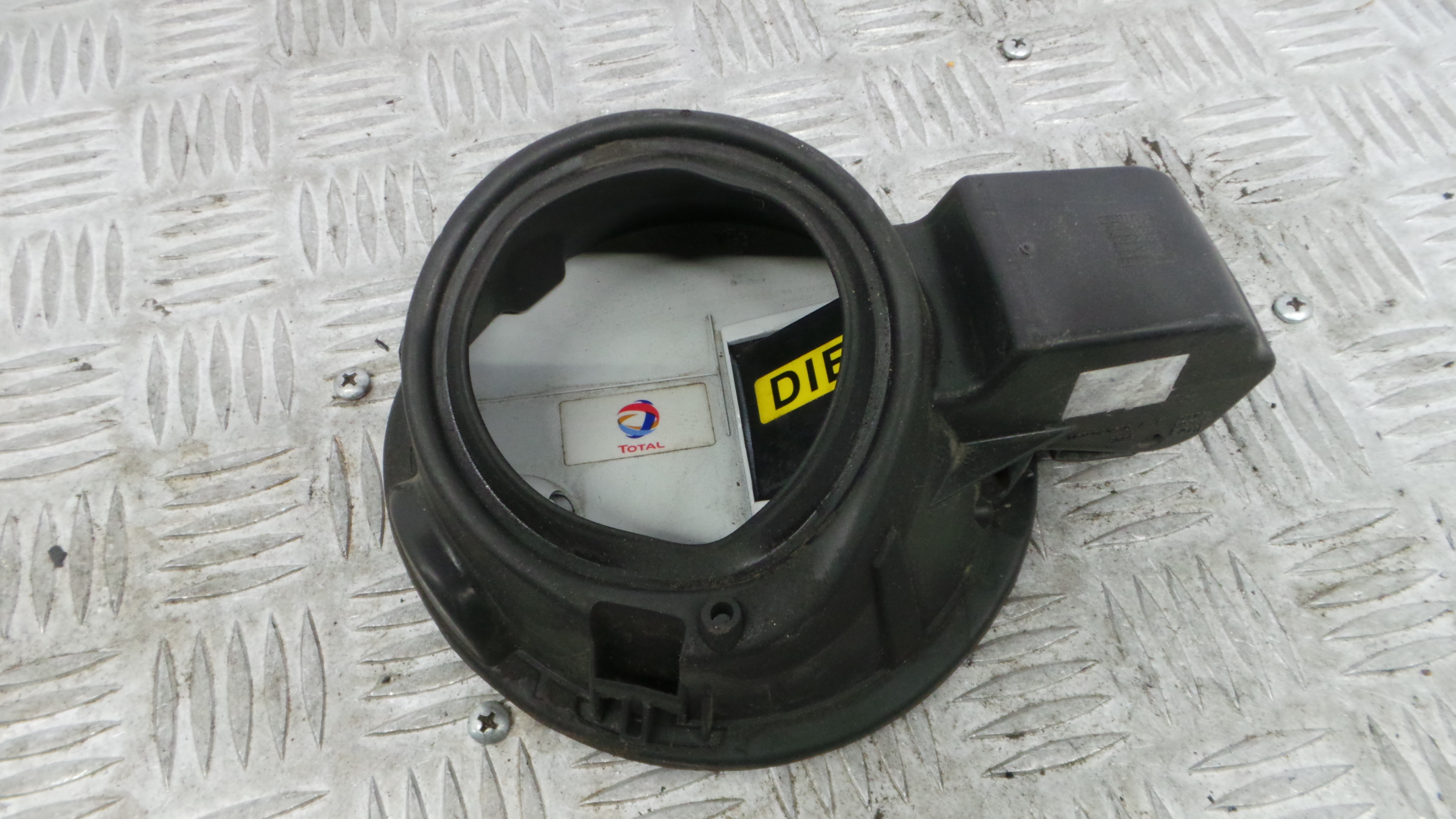 Tampão de Combustivel 9807206080 - PEUGEOT 208 I (CA_, CC_)-36665079