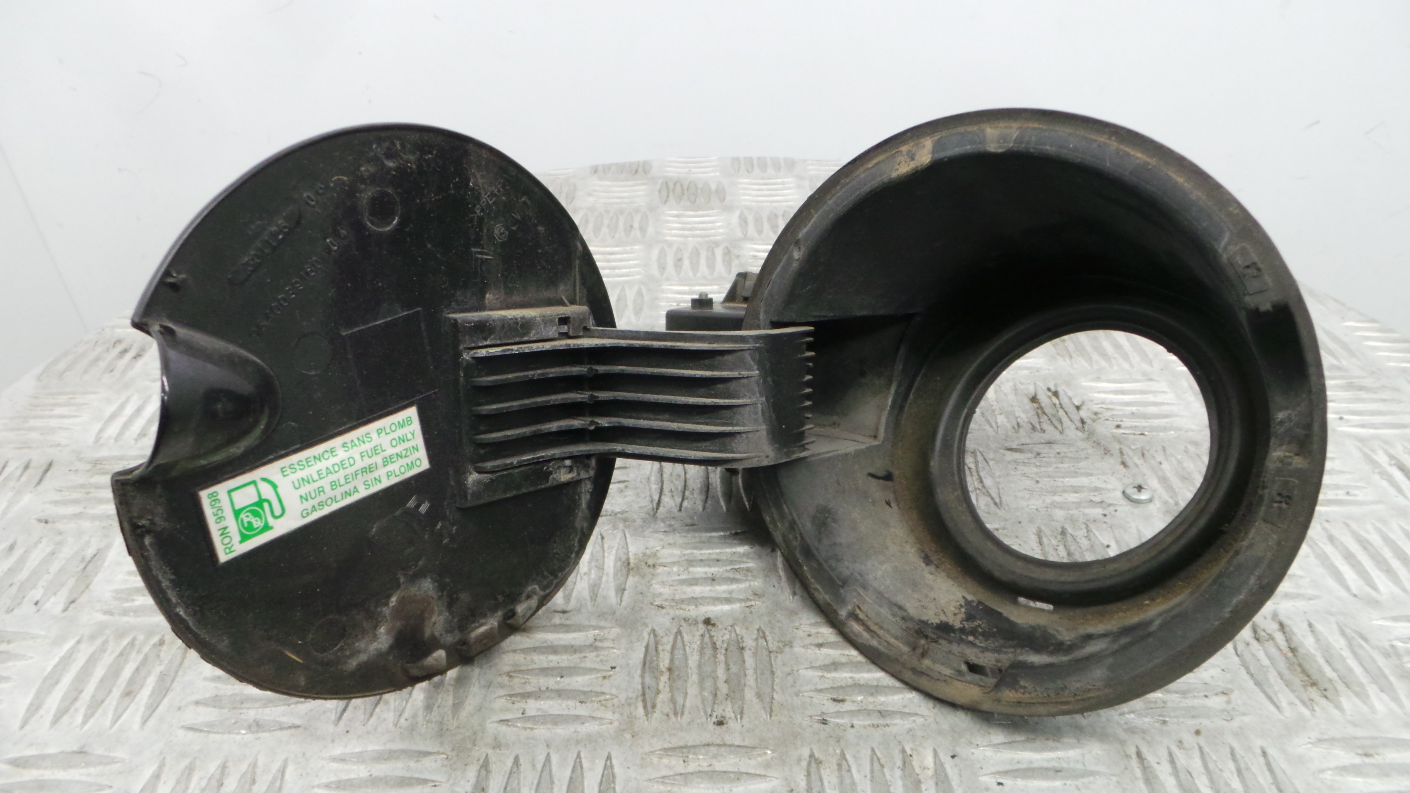 Tampão de Combustivel  9645877880 - CITROËN C2 (JM_)-36665084