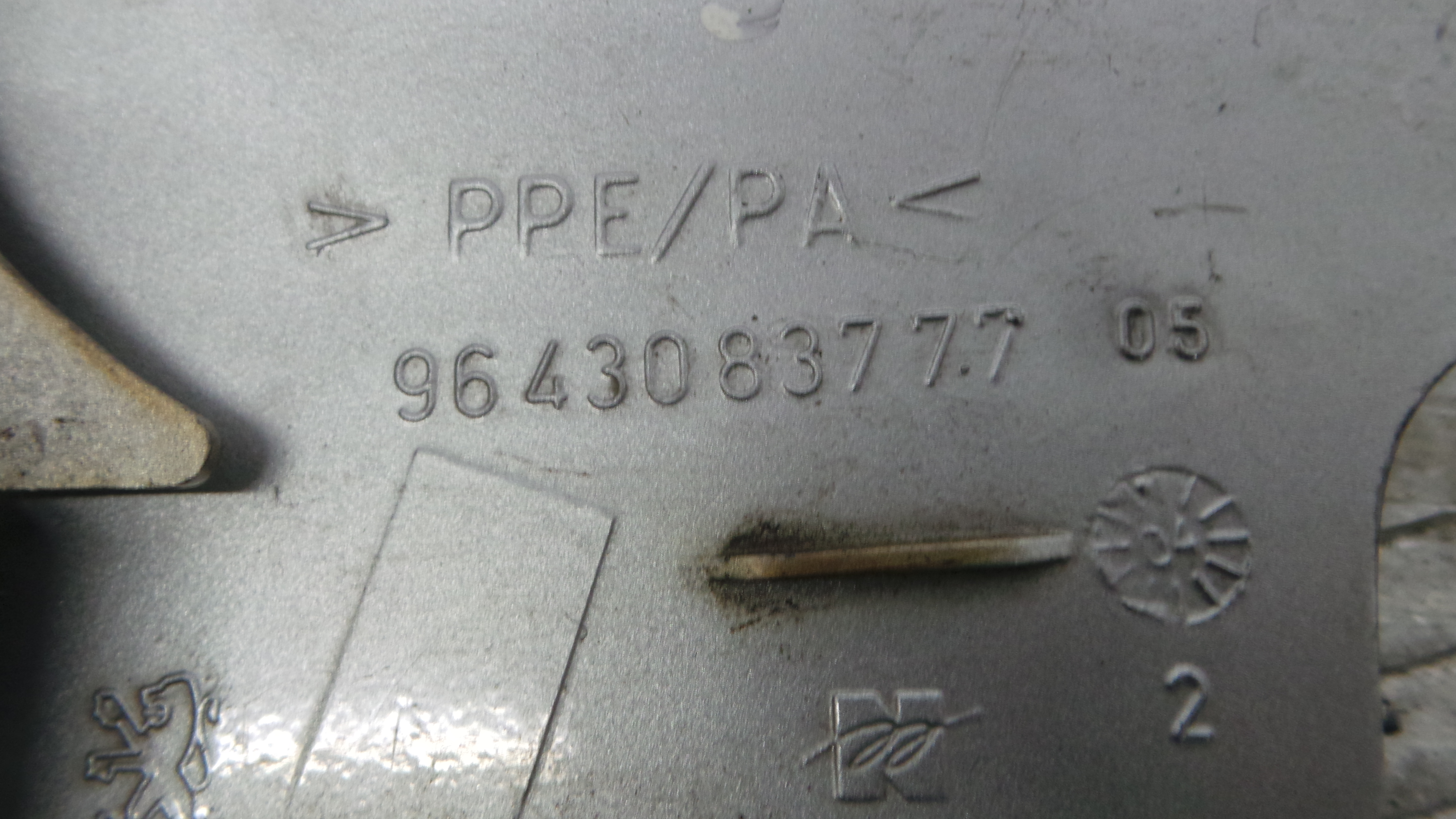 Tampão de Combustivel  9643083777 - PEUGEOT 307 SW (3H)-36665130