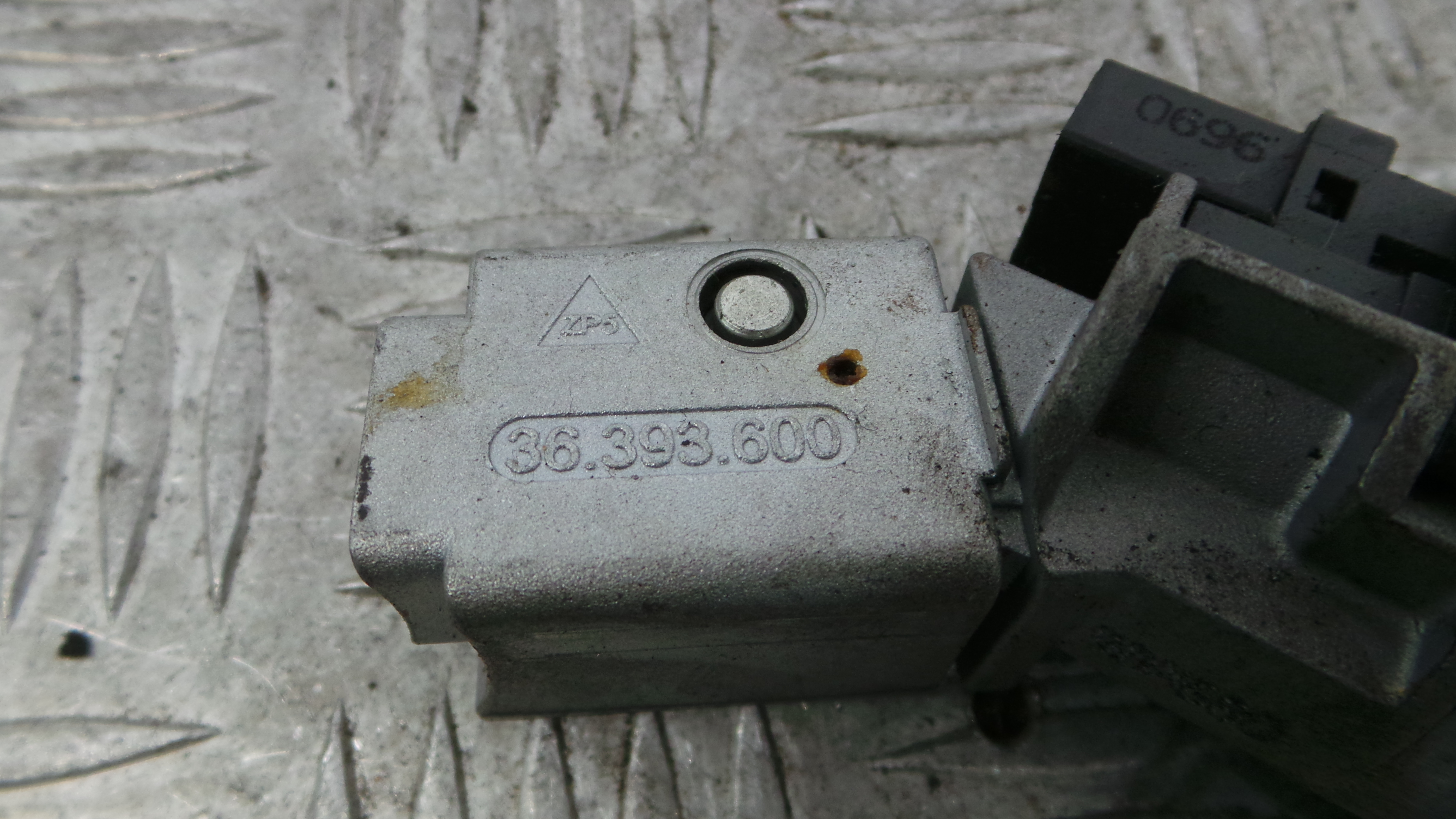 Canhão de ignição 36393600 - PEUGEOT 207 (WA_, WC_), 207/207+ (WA_, WC_)-36671266