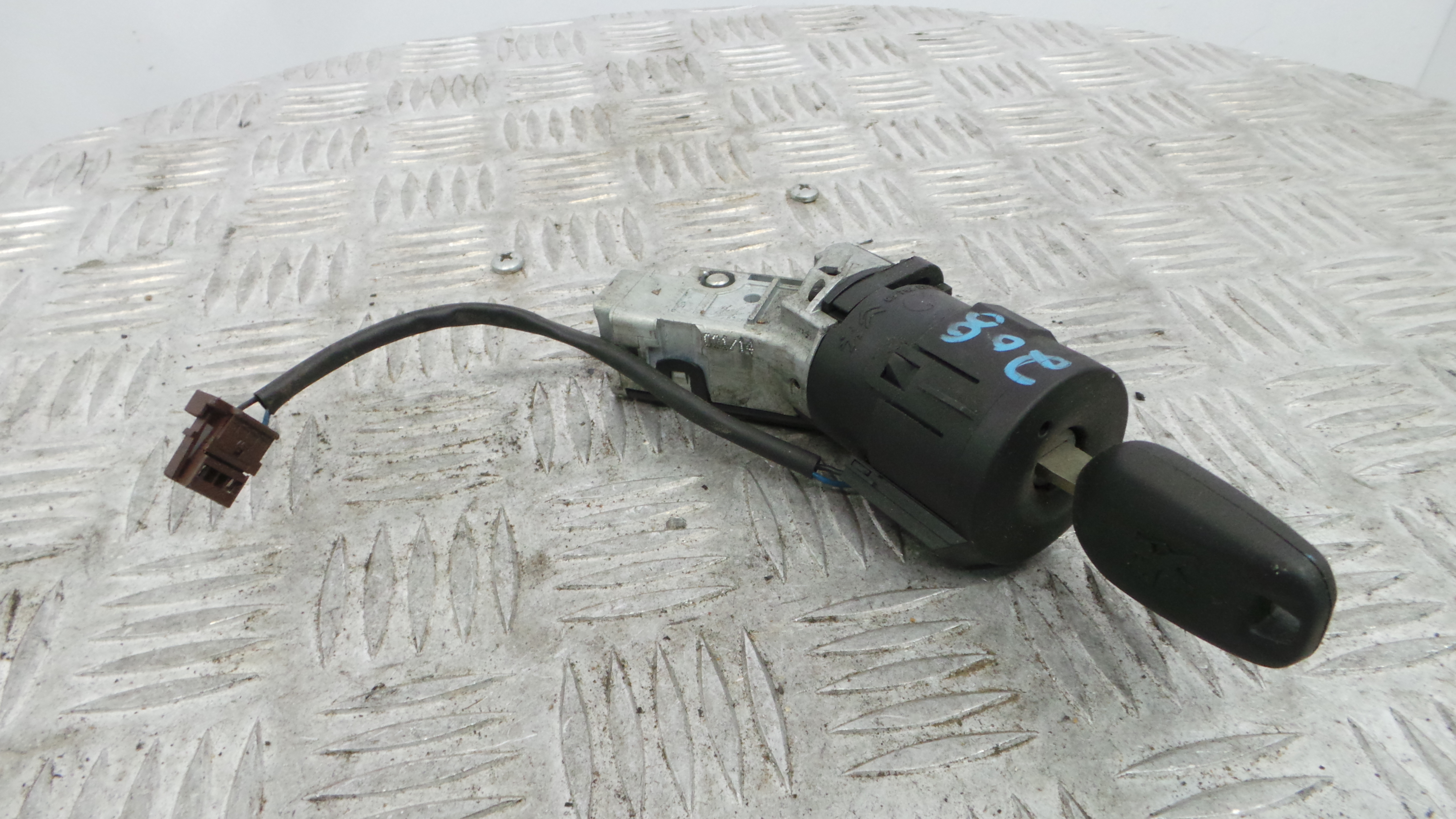 Canhão de ignição 36454600 - PEUGEOT 208 I (CA_, CC_)-36671278