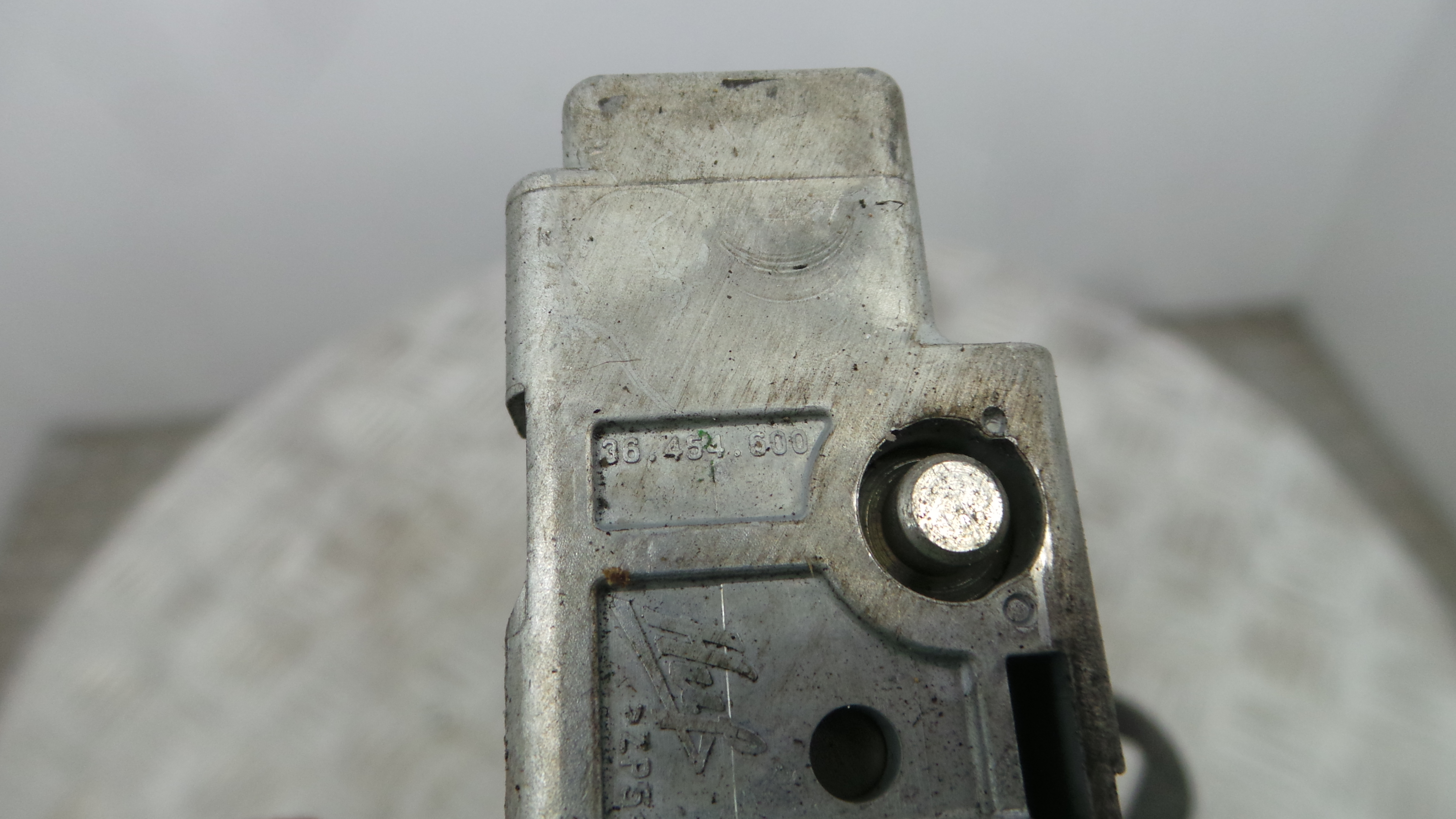 Canhão de ignição 36454600 - PEUGEOT 208 I (CA_, CC_)-36671278