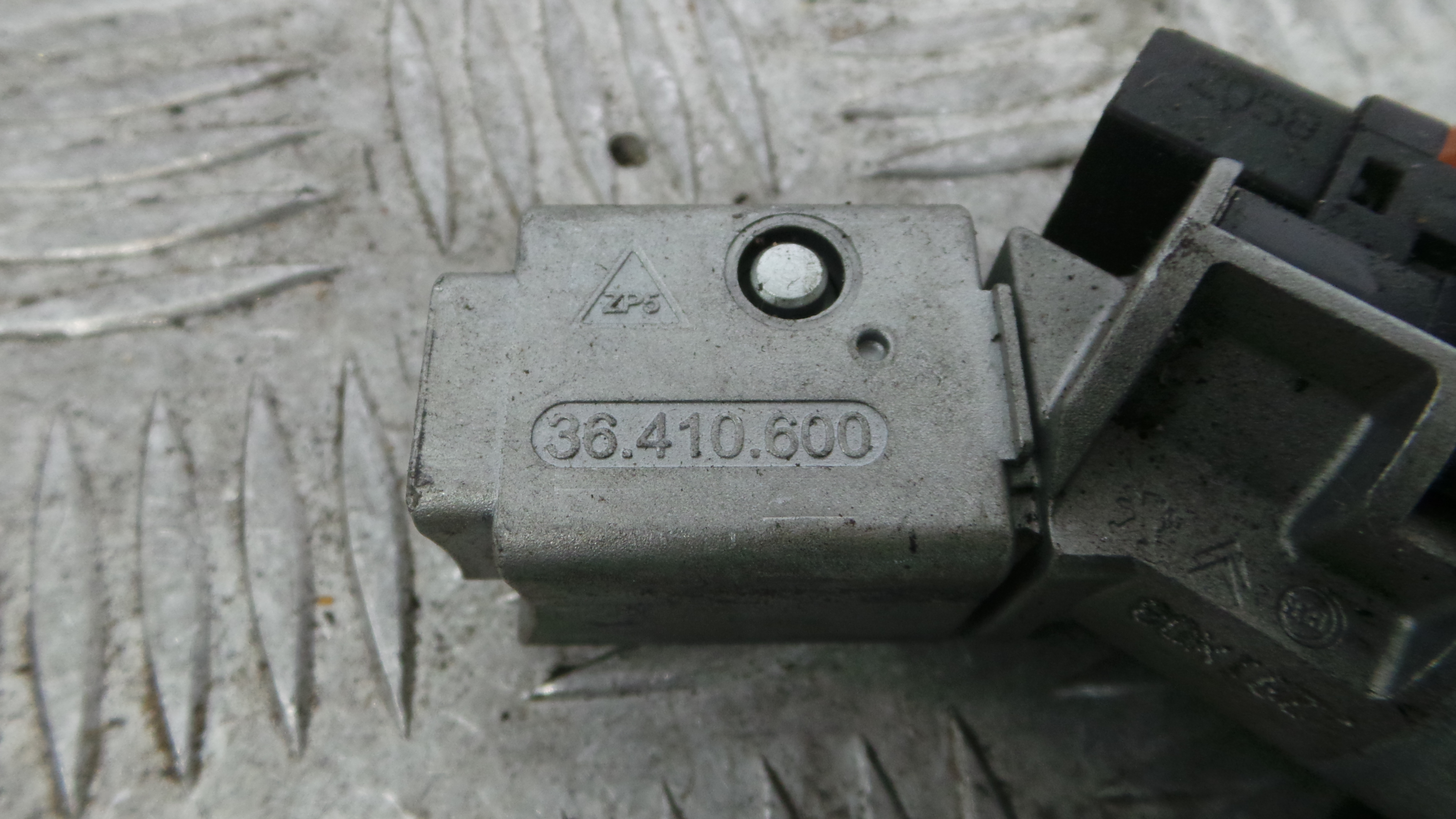 Canhão de ignição 36410600 - PEUGEOT 308 I (4A_, 4C_)-36671356