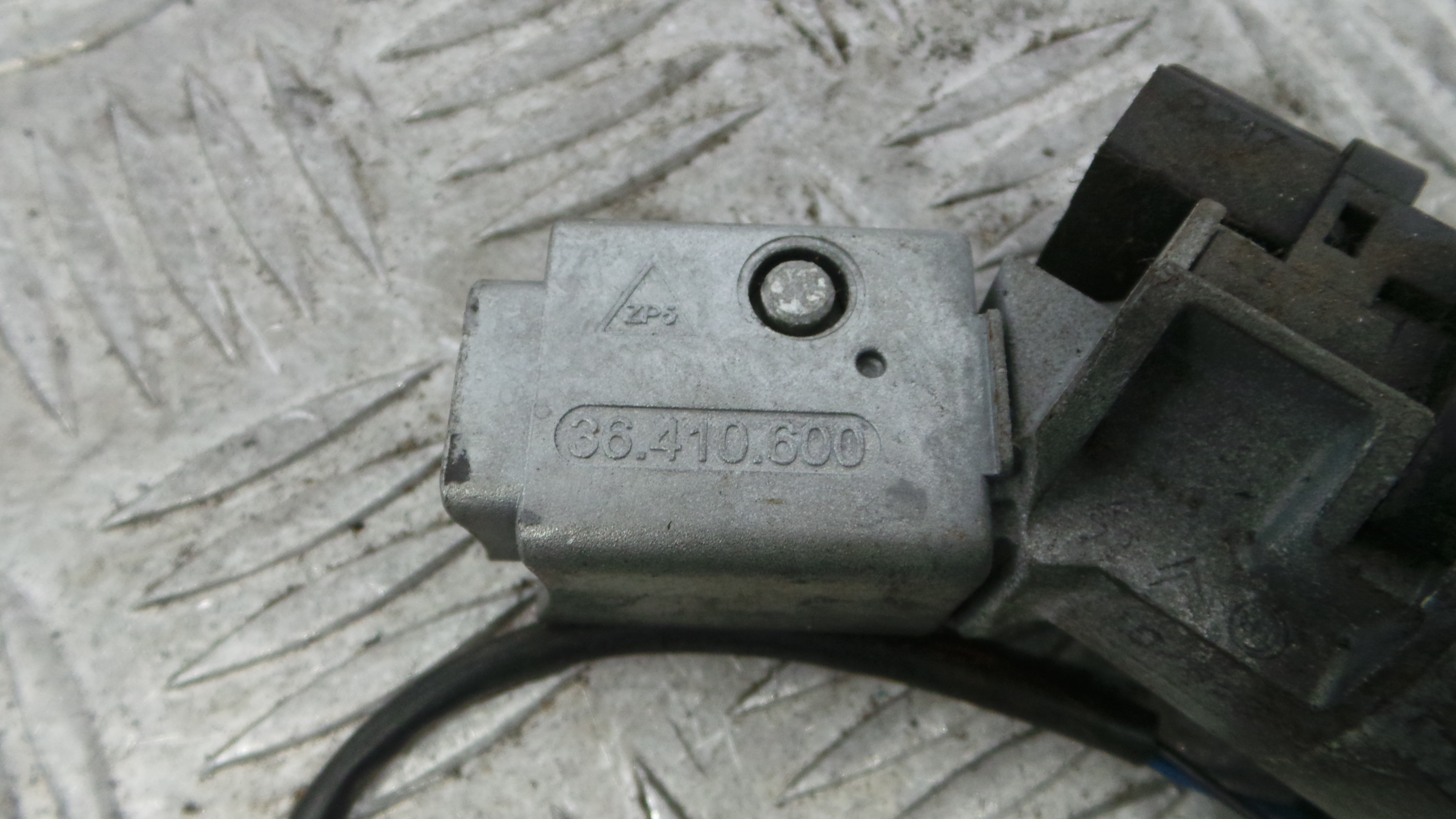 Canhão de ignição 36410600 - PEUGEOT 308 I (4A_, 4C_)-36671368